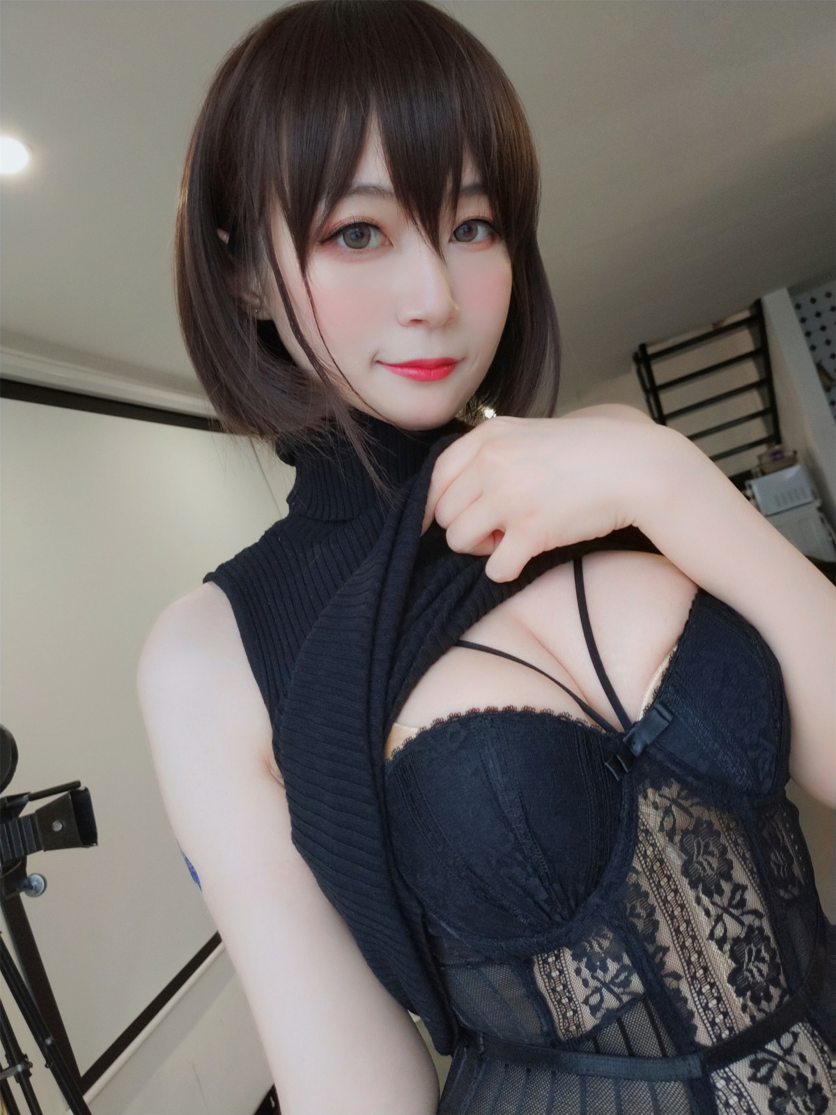 Coser小姐姐白银–黑色包臀裙-COSPLAY