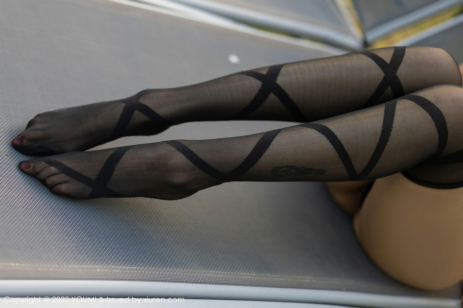 [YOUMI尤蜜荟]VOL758艾静香泳池写真-[秀人套图]