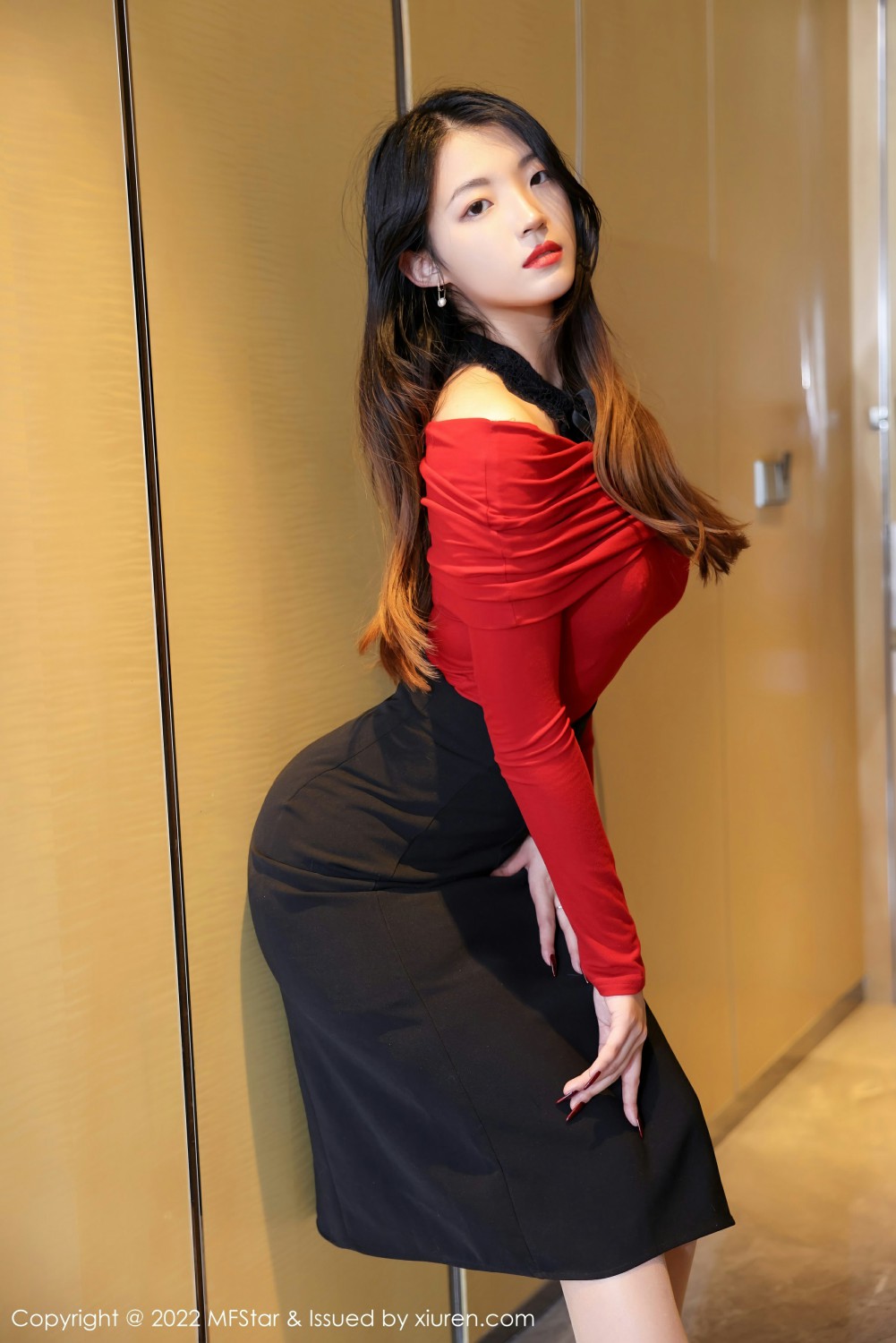 [MFStar模范学院]VOL554羽仁鹿撩人心扉-[秀人套图]