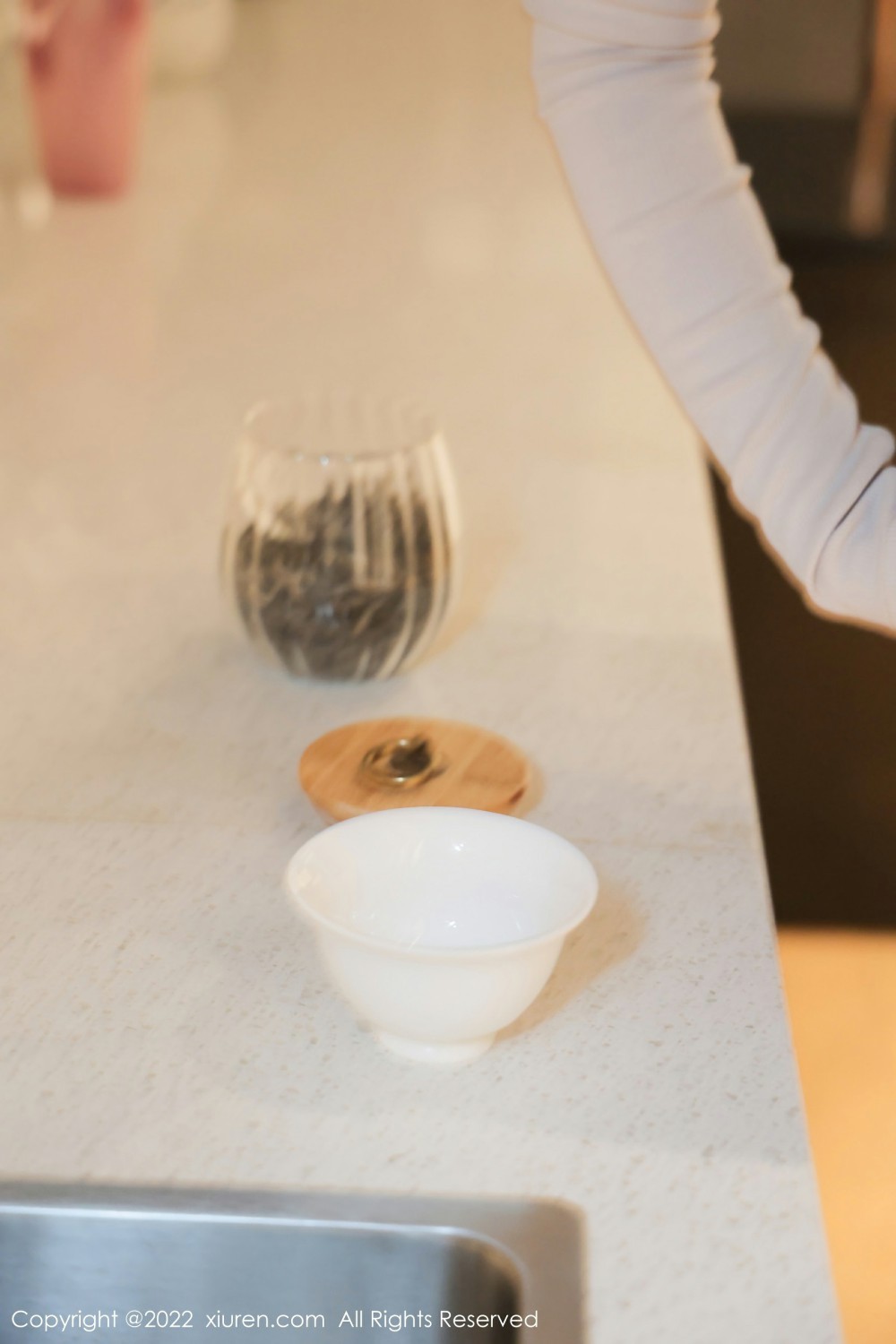 [XiuRen秀人网]No4671汐汐baby妩媚动人-[秀人套图]