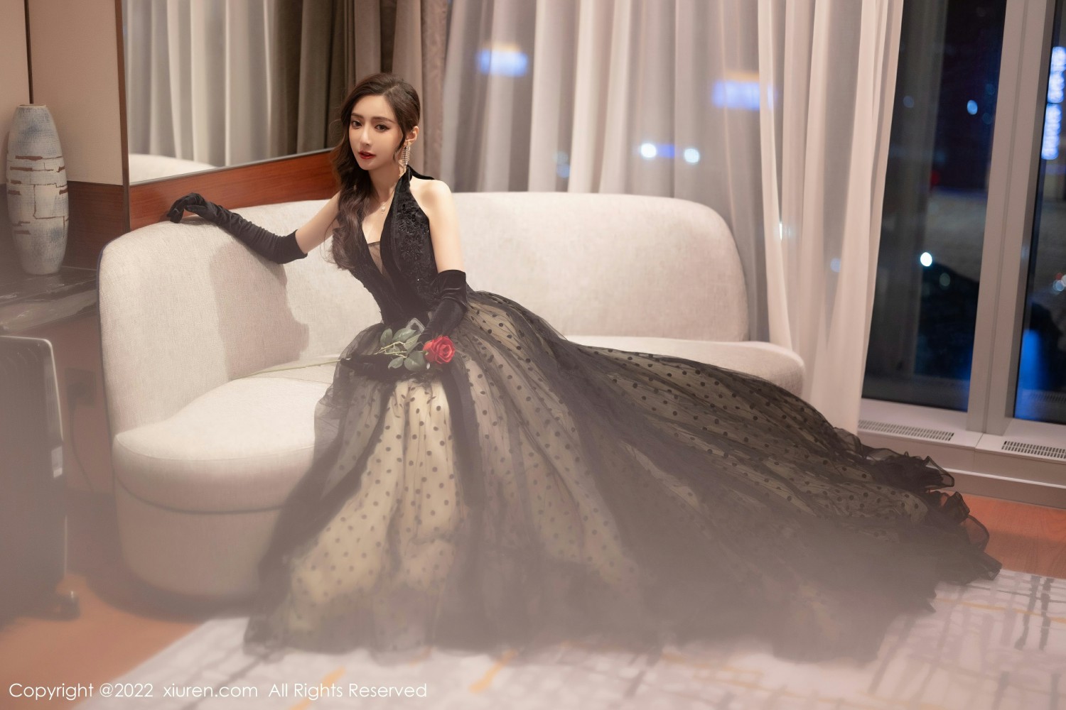 [XiuRen秀人网]No4673王馨瑶yanni撩人心怀-[秀人套图]