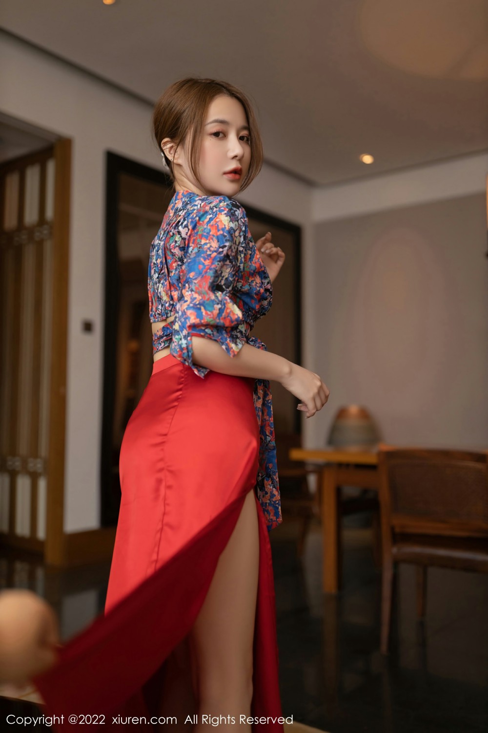 [XiuRen秀人网]No4674鱼子酱Fish性感红裙-[秀人套图]