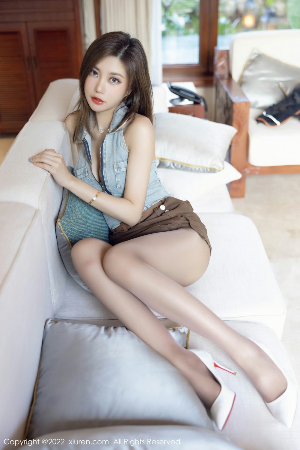 [XiuRen秀人网]No4675绮里嘉ula明艳动人-[秀人套图]