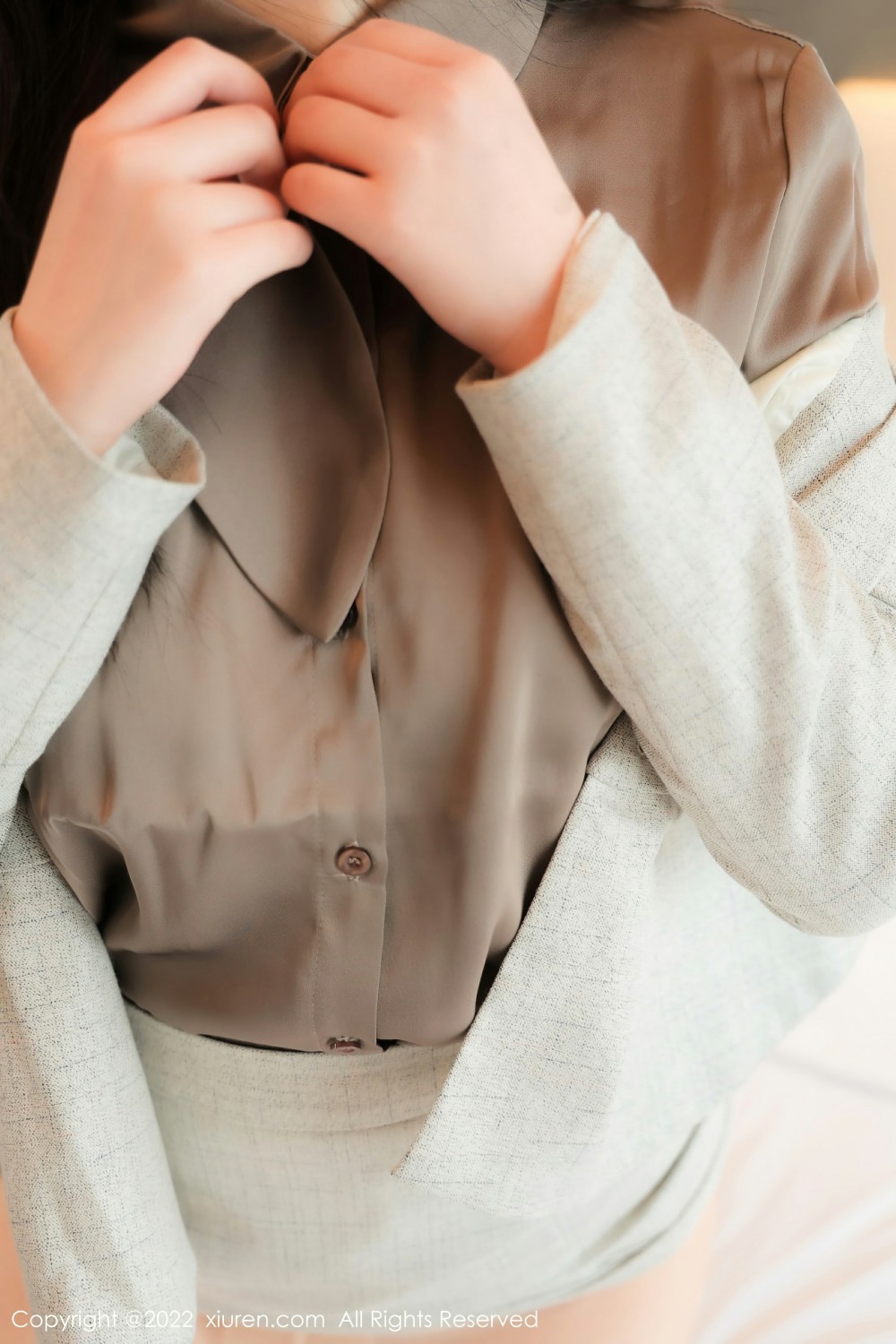 [XiuRen秀人网]No4689Arude薇薇制服诱惑-[秀人套图]