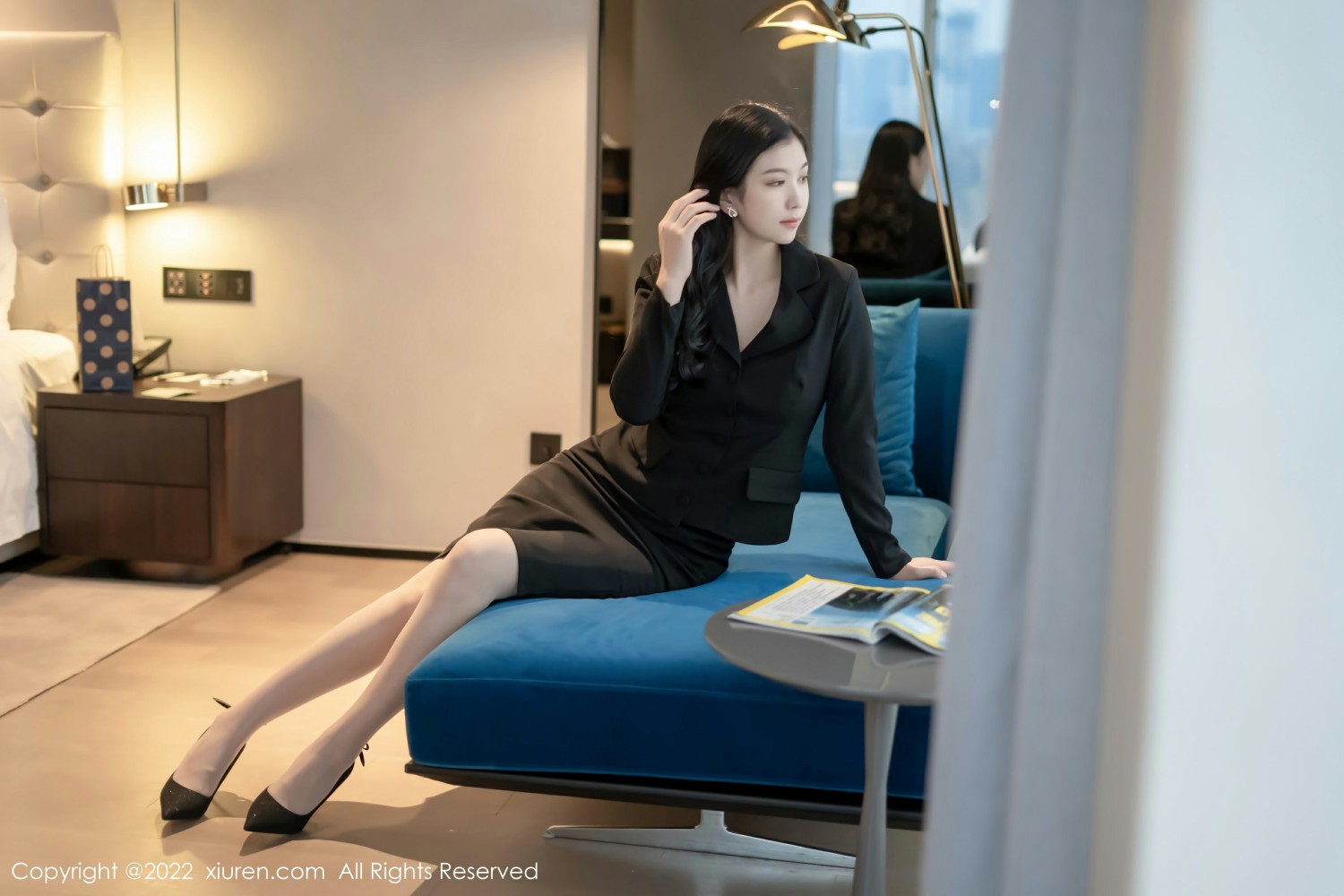 [XiuRen秀人网]No4690李雅柔182CM职业制服-[秀人套图]