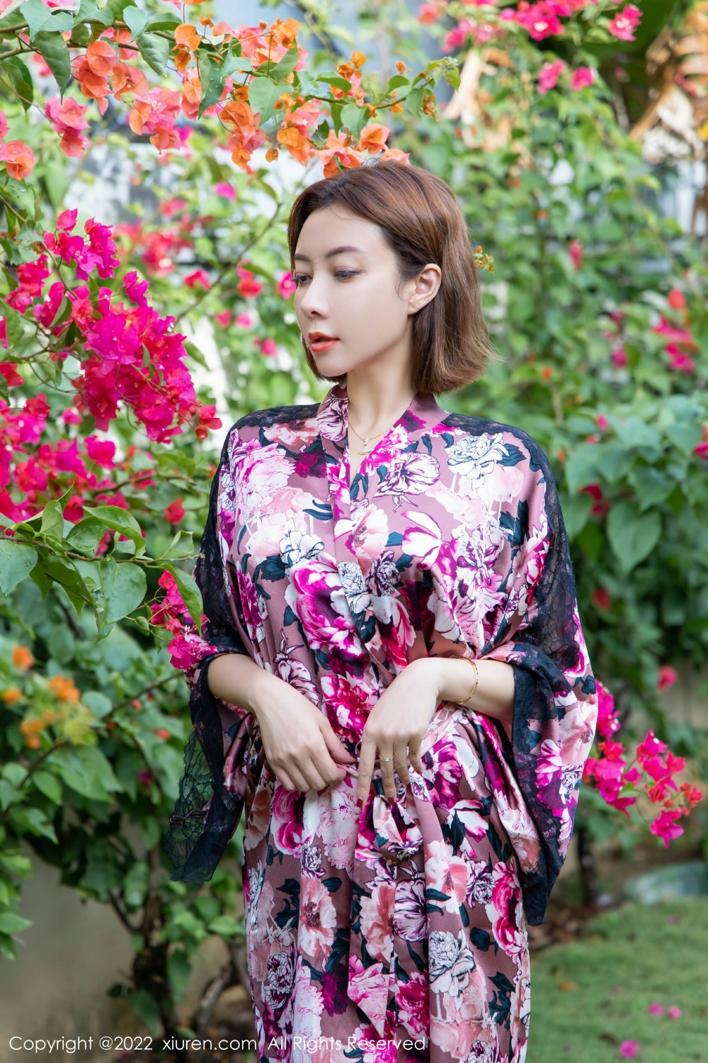 [XiuRen秀人网]No4656果儿Victoria魅惑蕾丝-[秀人套图]