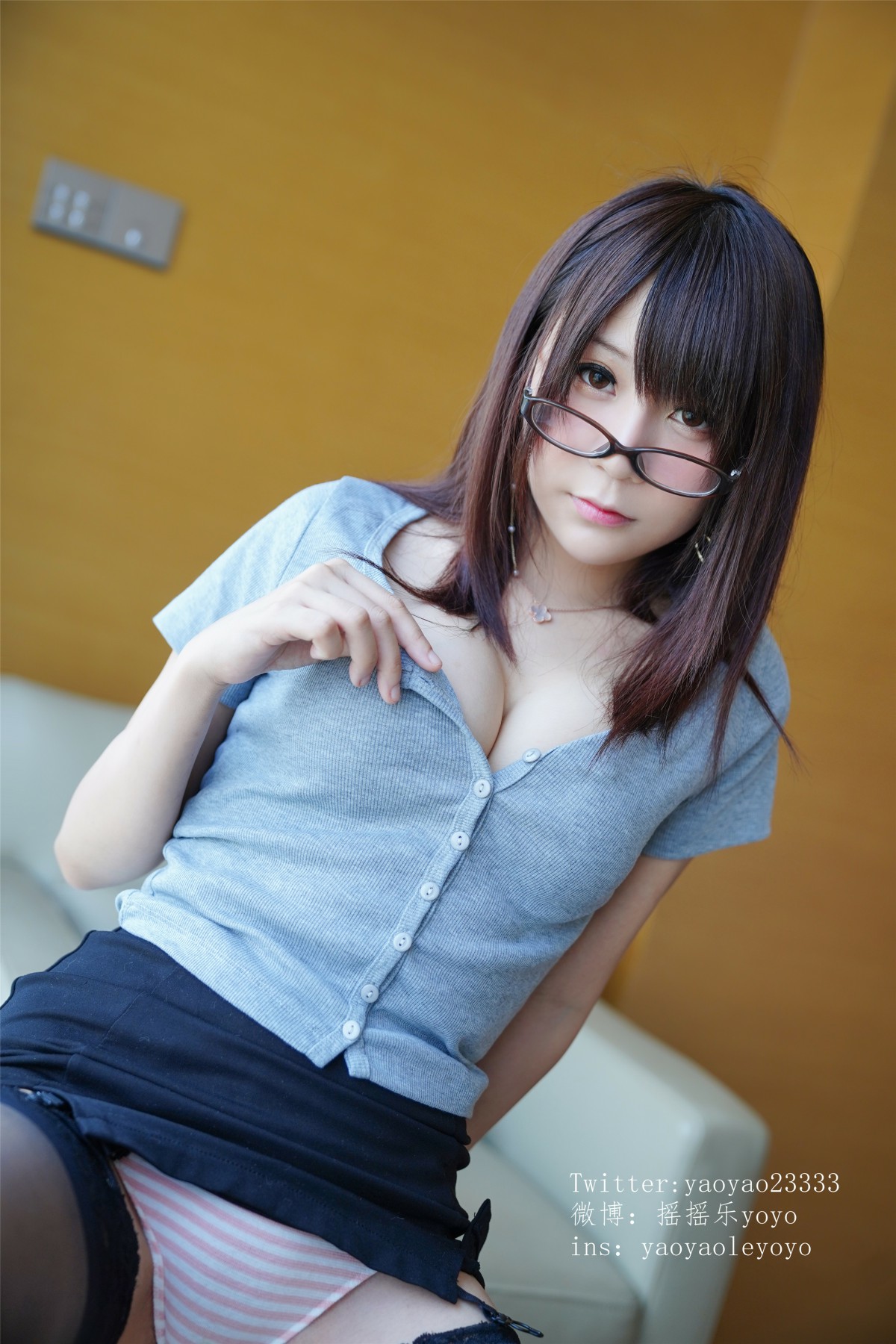 软妹摇摇乐—御姐（上）-COSPLAY