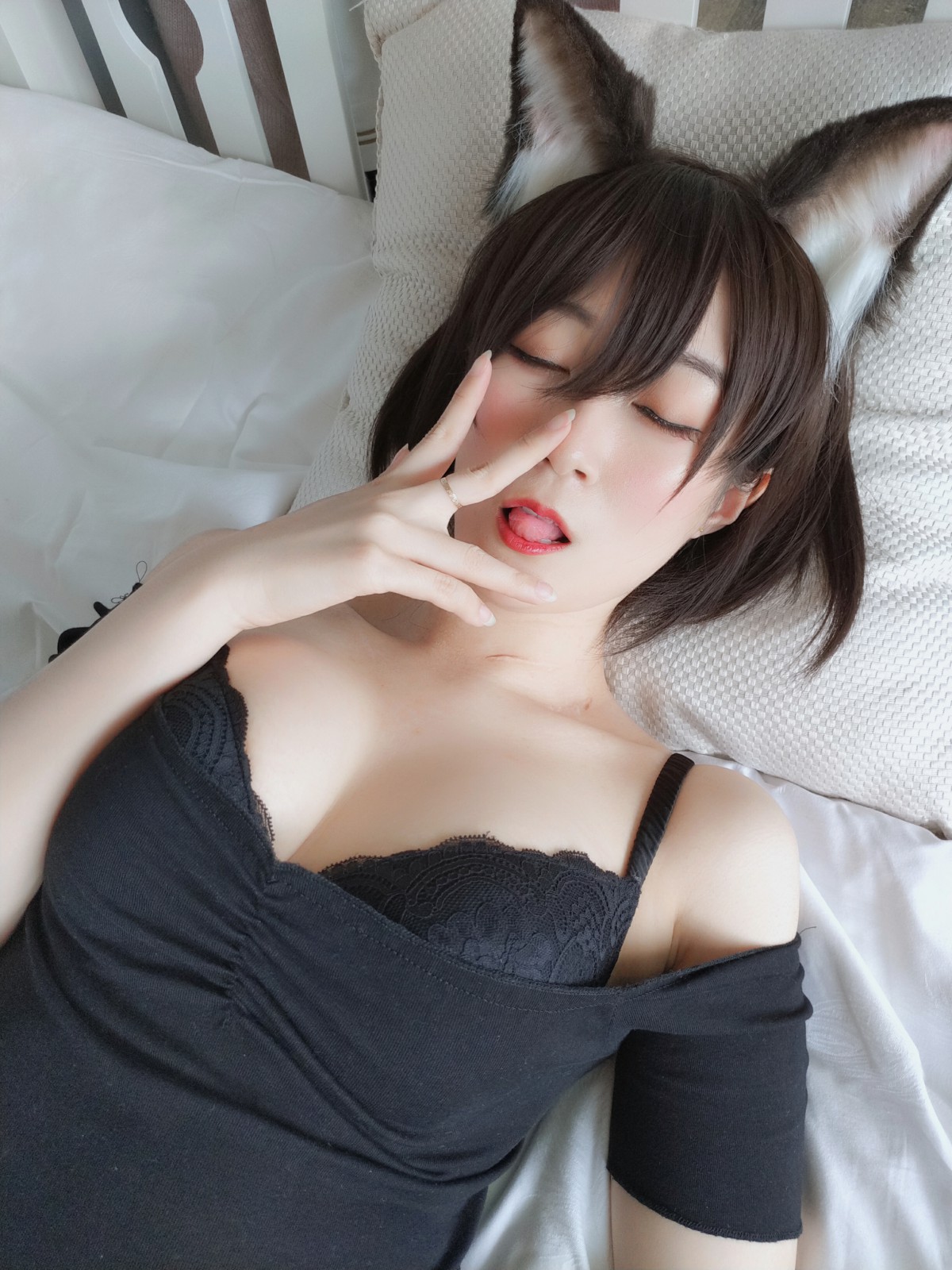 Coser小姐姐白银–布偶猫-COSPLAY