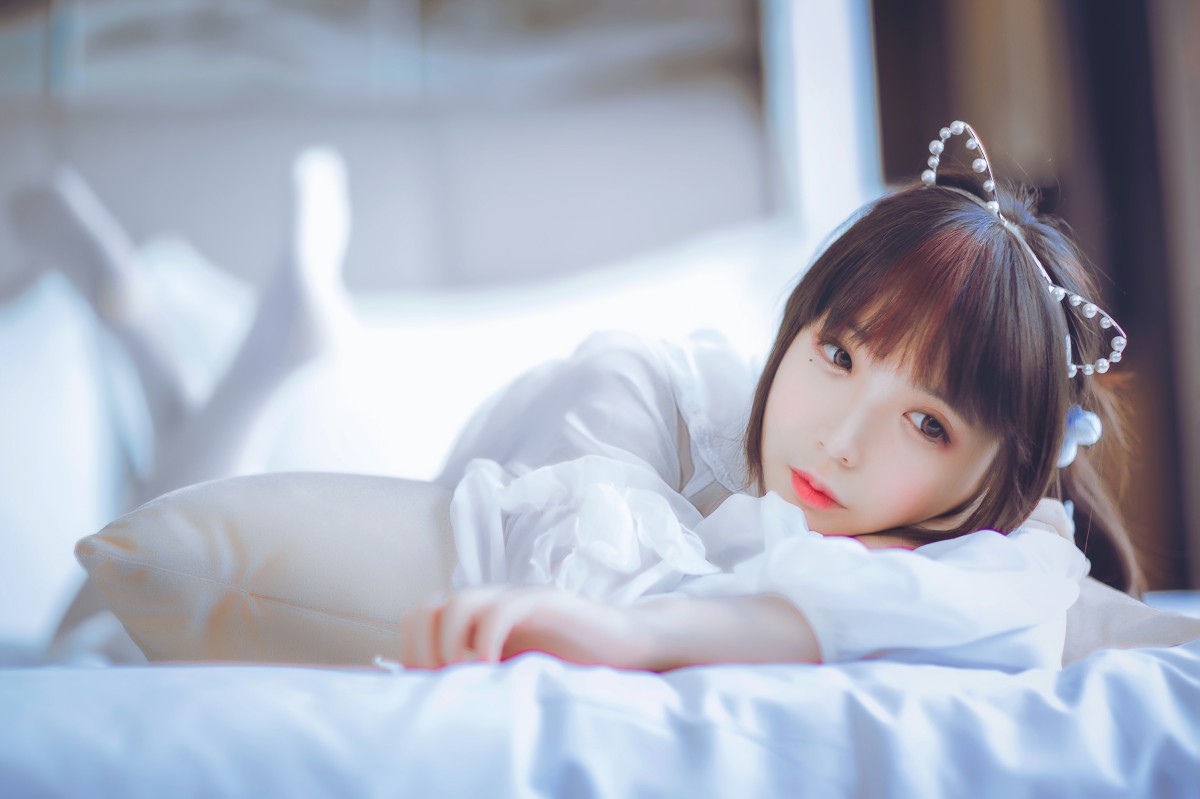 [Cosplay]疯猫ss-白色睡衣-COSPLAY