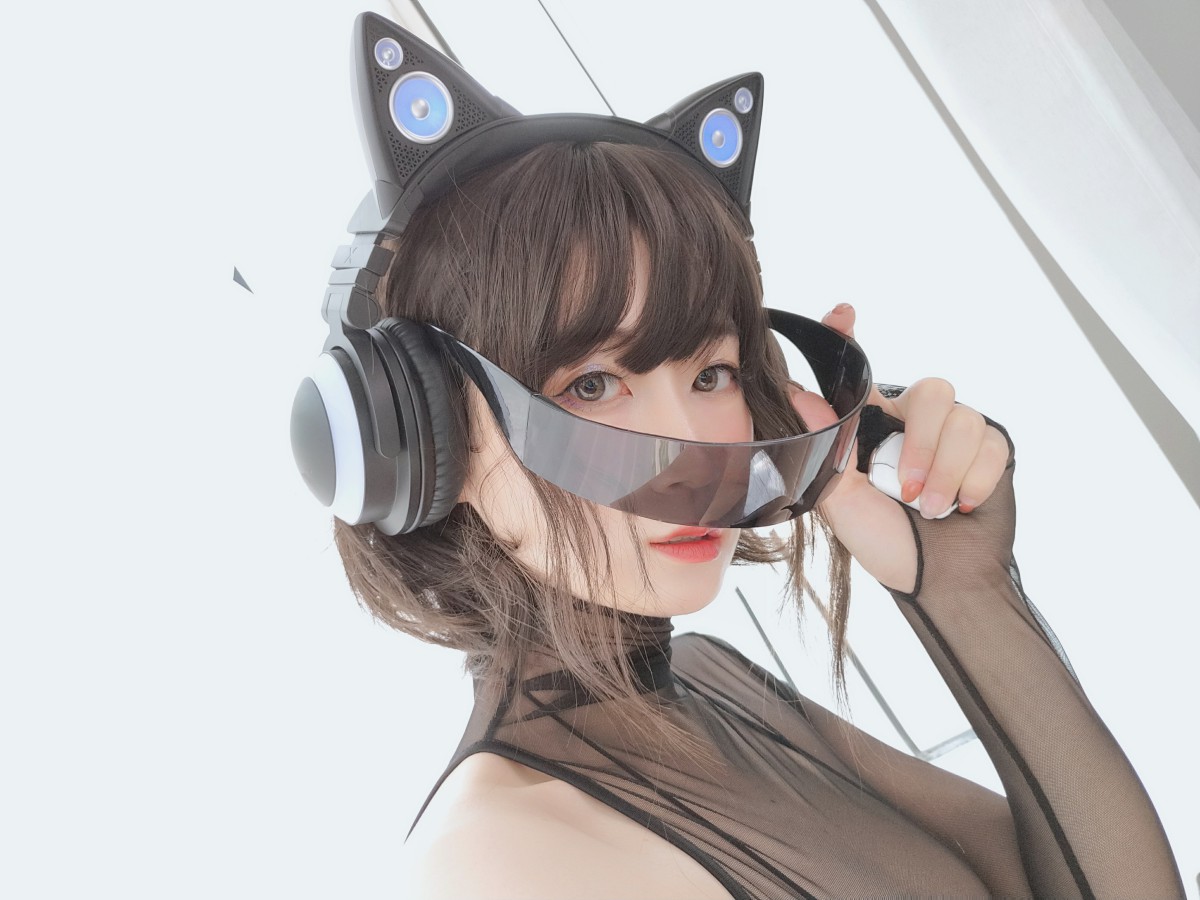 Coser小姐姐白银–电子喵-COSPLAY