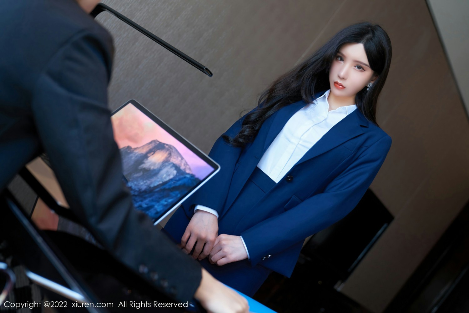 [XiuRen秀人网]No4708周于希Sally职场风云-[秀人套图]