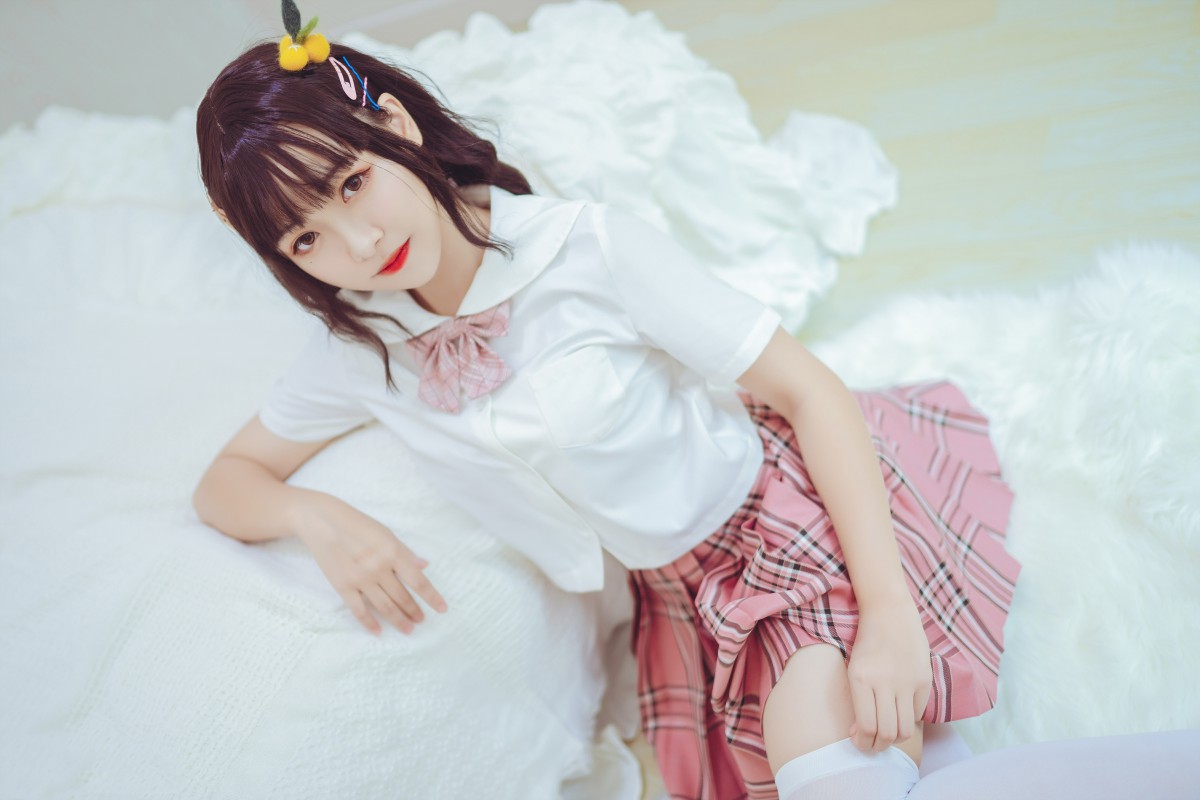 喵糖映画VOL001过膝白丝-COSPLAY