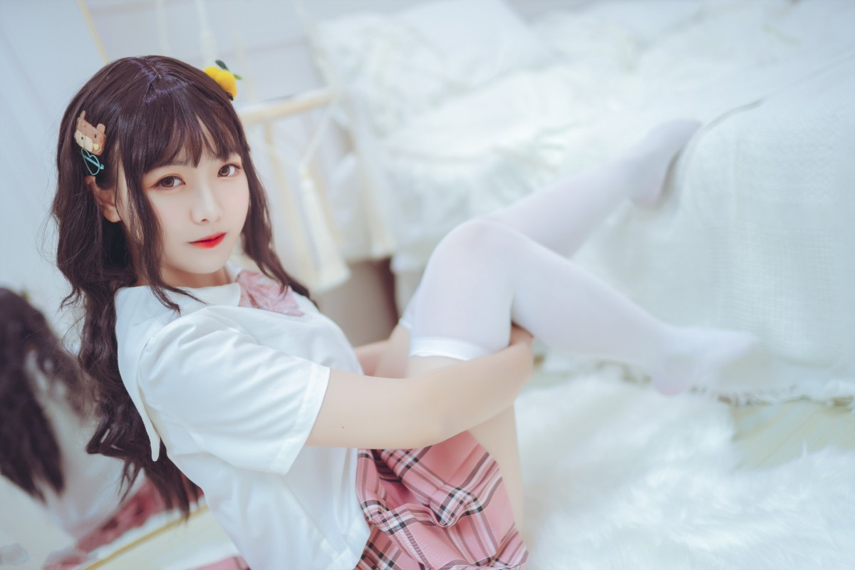 喵糖映画VOL001过膝白丝-COSPLAY