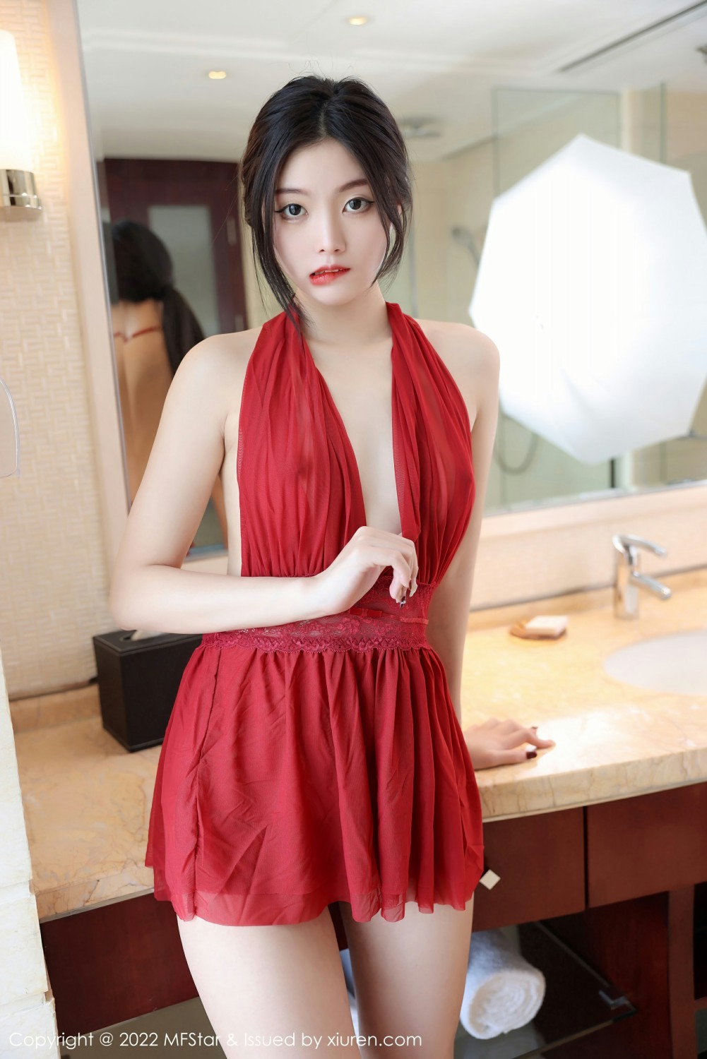 [MFStar模范学院]VOL559韩好甜红色连衣裙-[秀人套图]