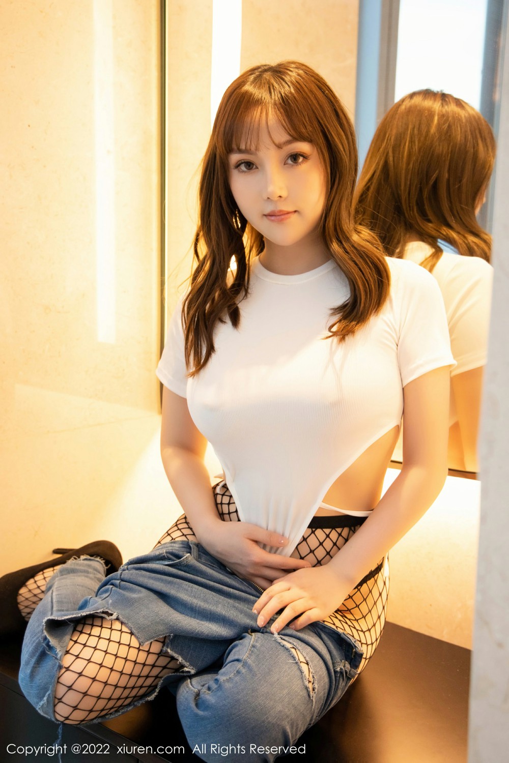 [XiuRen秀人网]No4729豆瓣酱性感牛仔裤-[秀人套图]