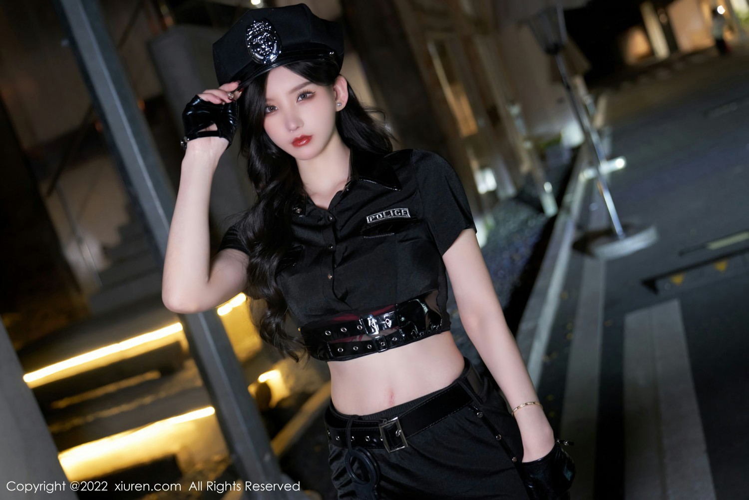 [XiuRen秀人网]No4741周于希Sally性感女警官-[秀人套图]