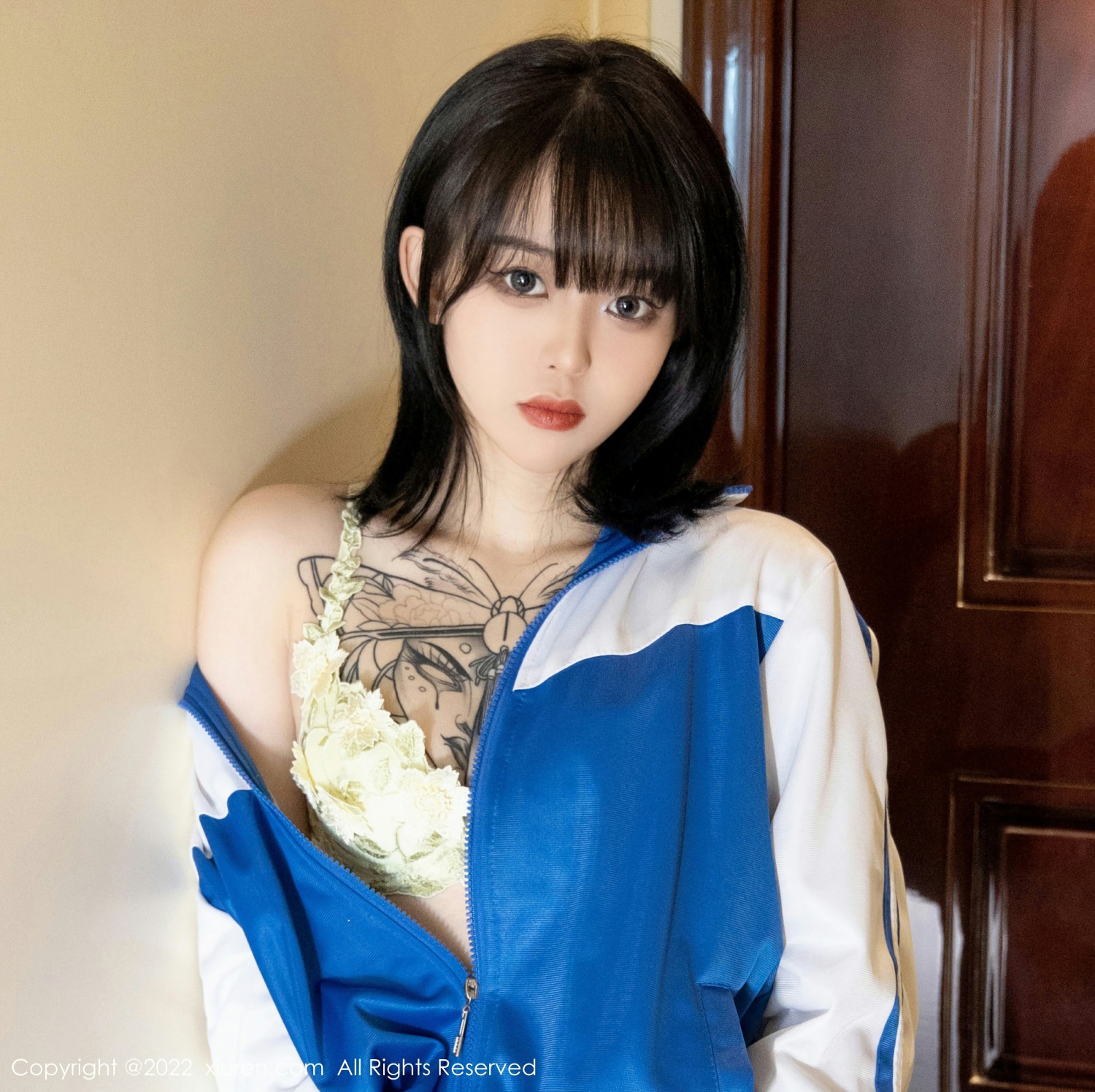 [XiuRen秀人网]No4838奶瓶-[秀人套图]