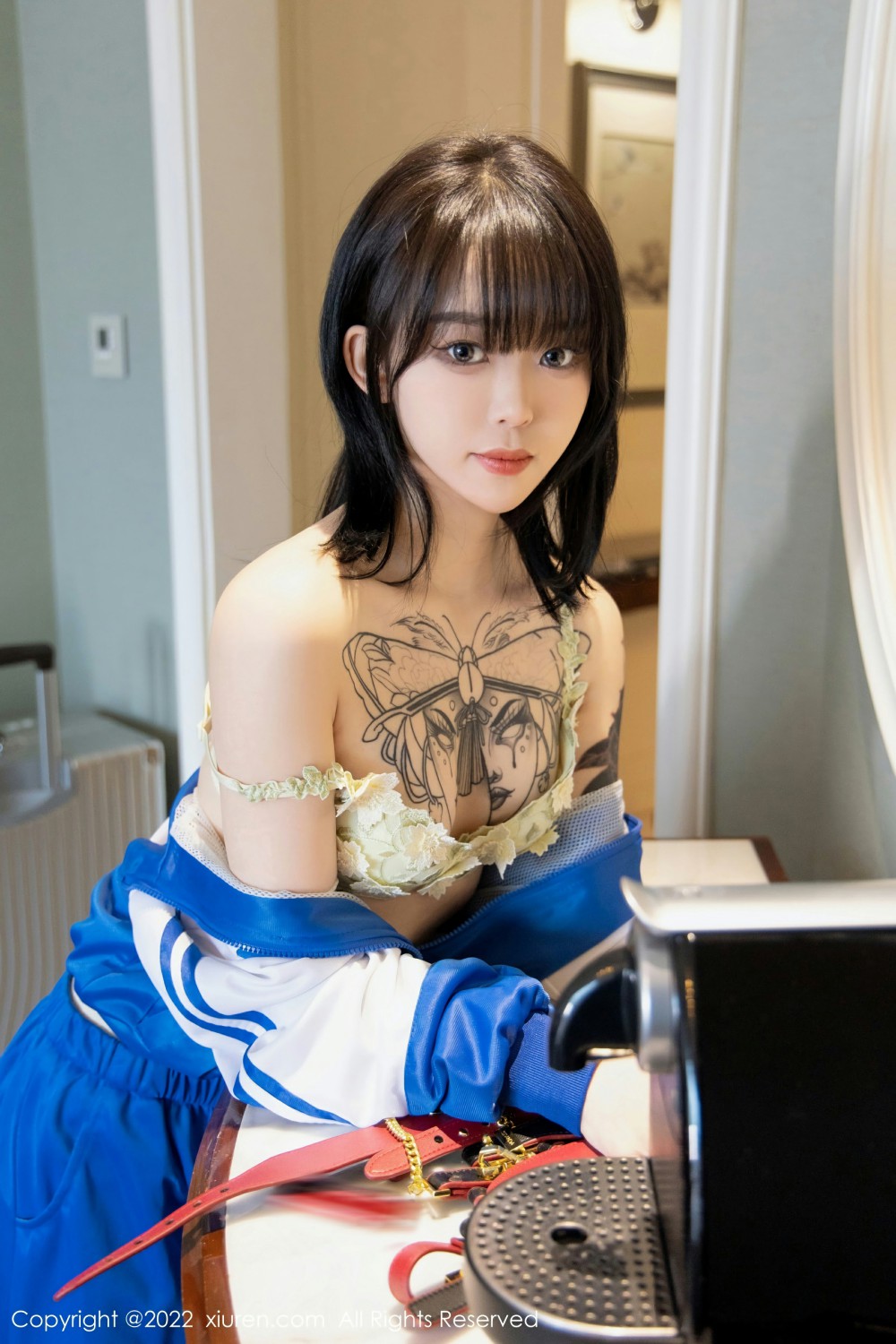 [XiuRen秀人网]No4838奶瓶-[秀人套图]