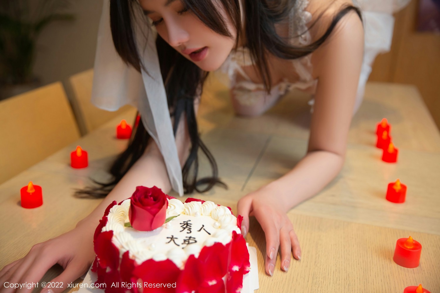 [XiuRen秀人网]No4862就是阿朱啊-[秀人套图]