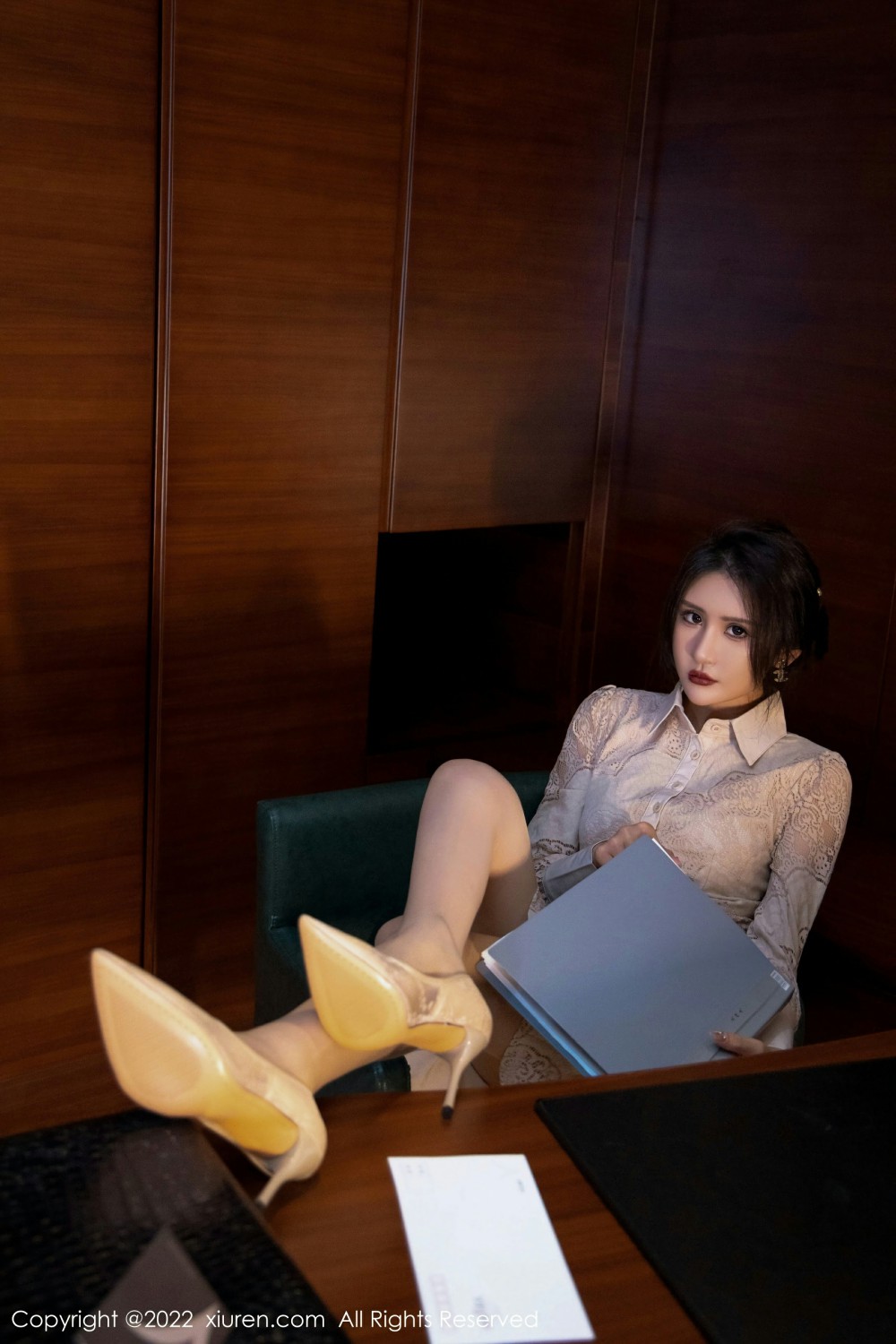 [XiuRen秀人网]No4874Emily尹菲-[秀人套图]