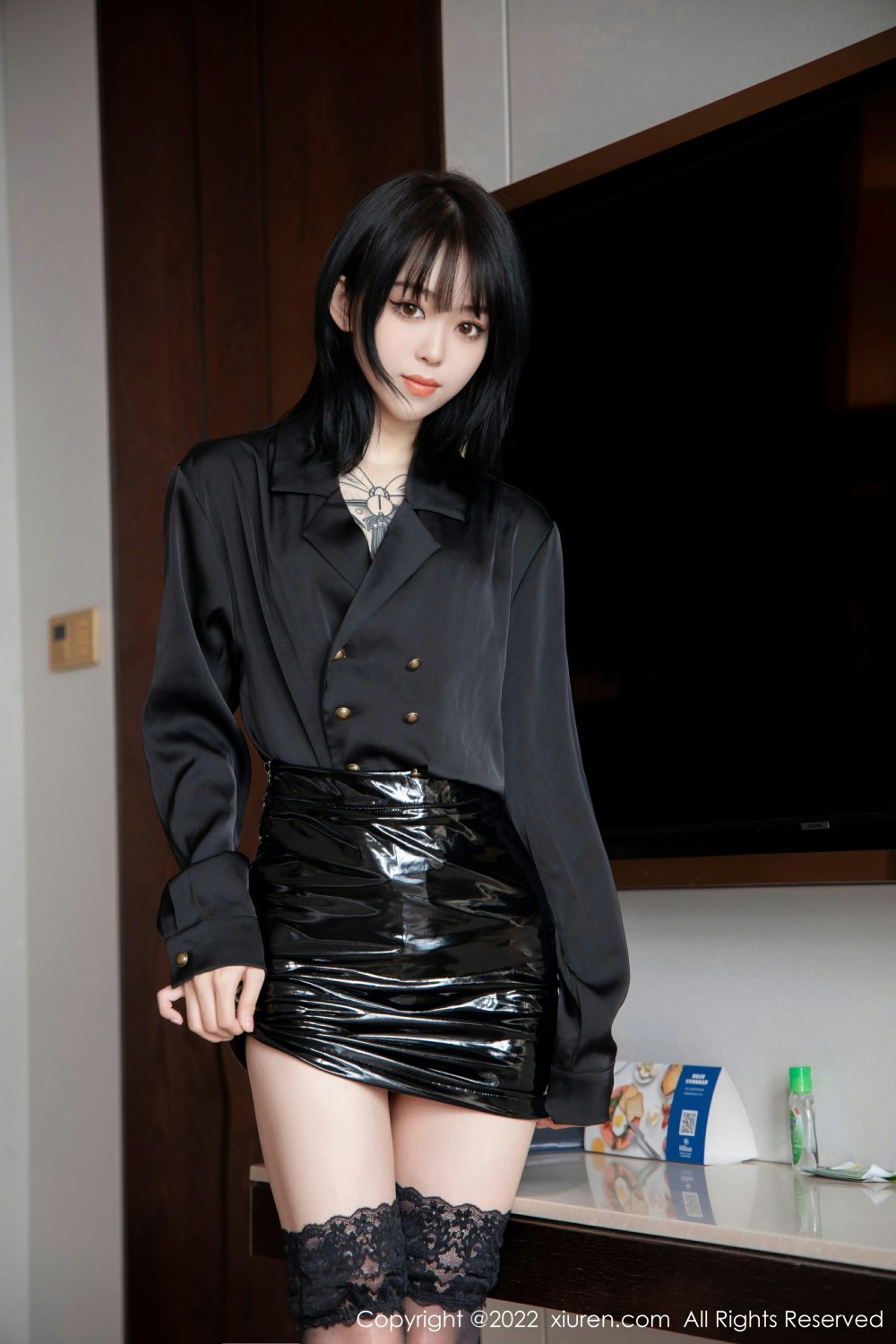 [XiuRen秀人网]No4927奶瓶-[秀人套图]