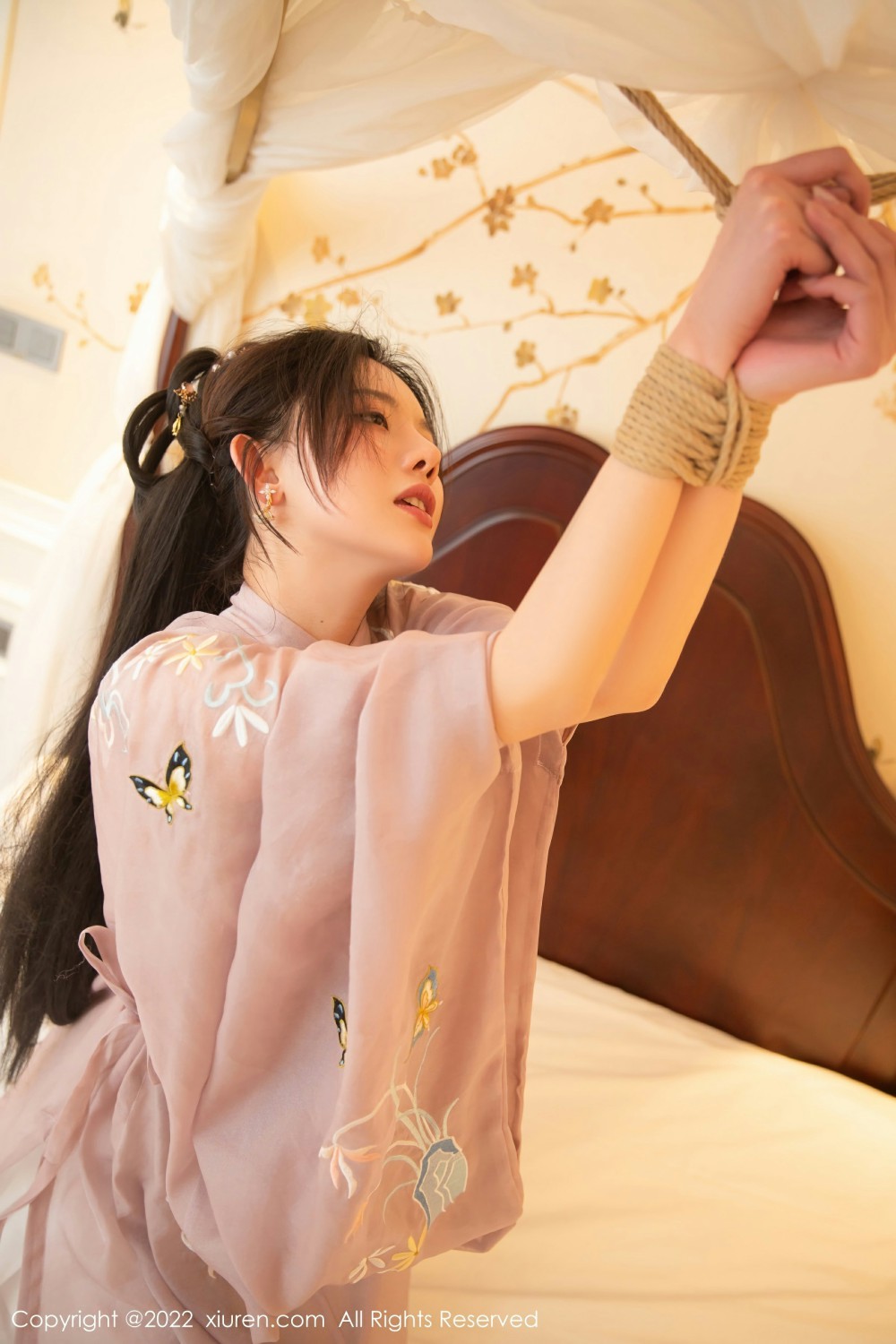 [XiuRen秀人网]No4945就是阿朱啊-[秀人套图]