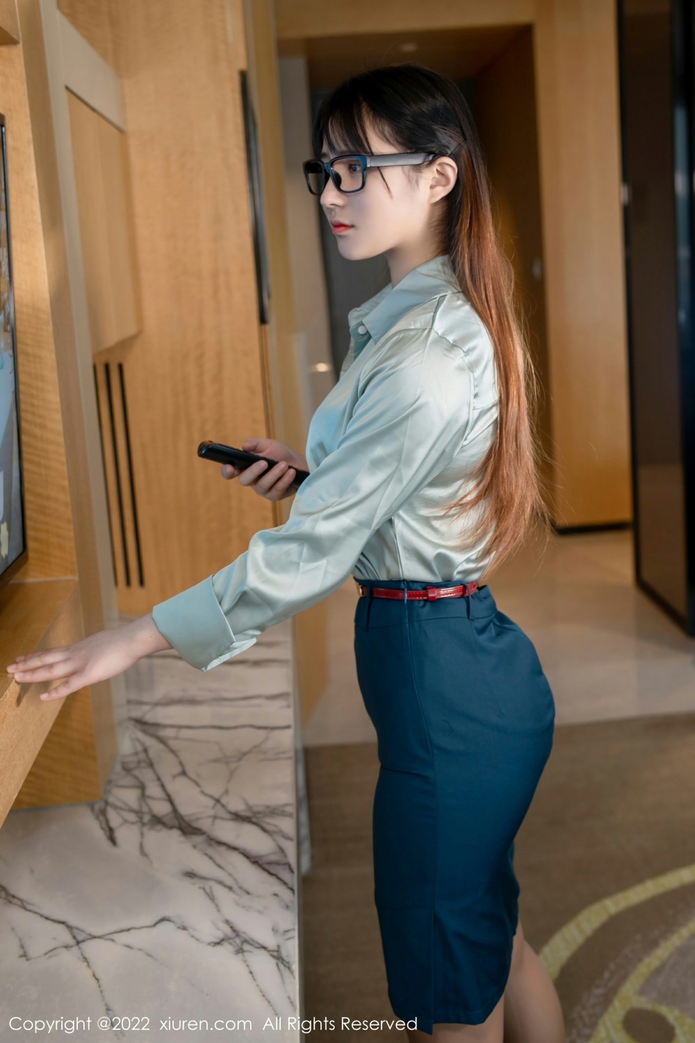 [XiuRen秀人网]20220512No4996久久Aimee-[秀人套图]