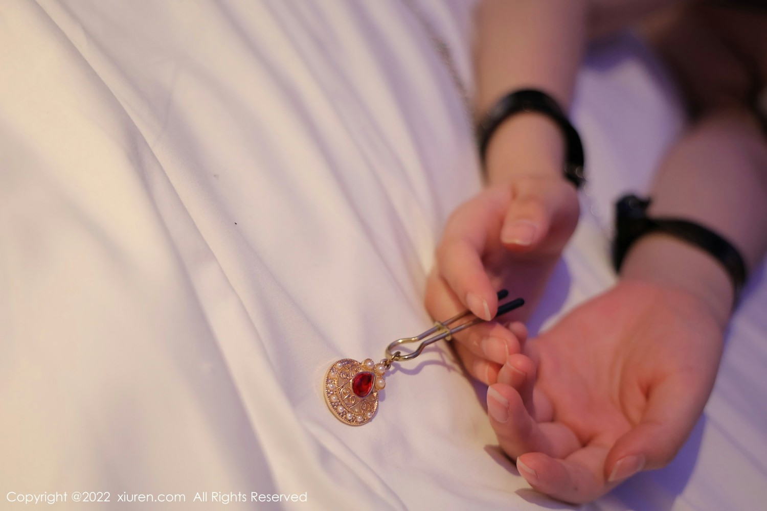 [XiuRen秀人网]20220513No5005Arude薇薇-[秀人套图]