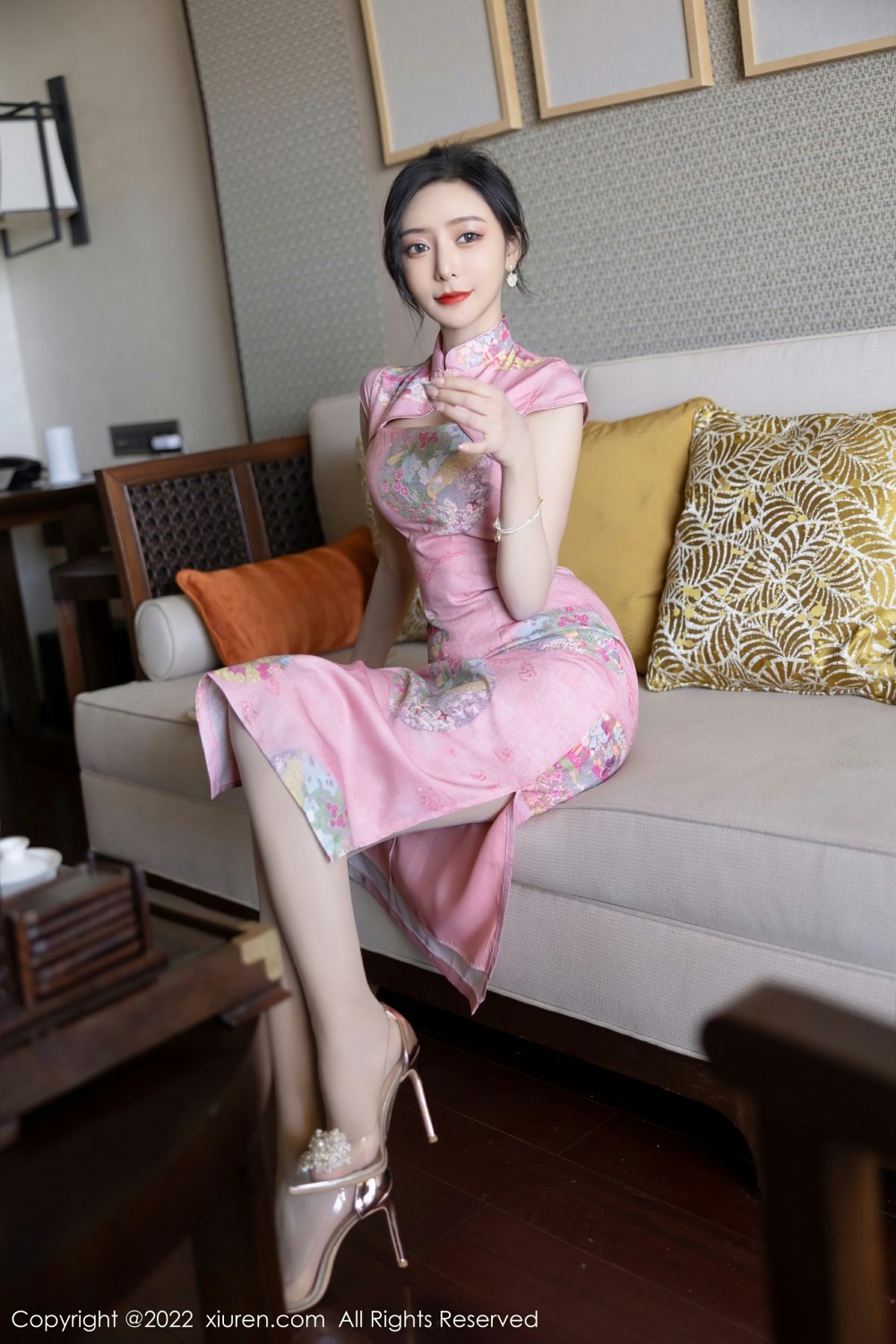 [XiuRen秀人网]20220513No5007王馨瑶yanni-[秀人套图]