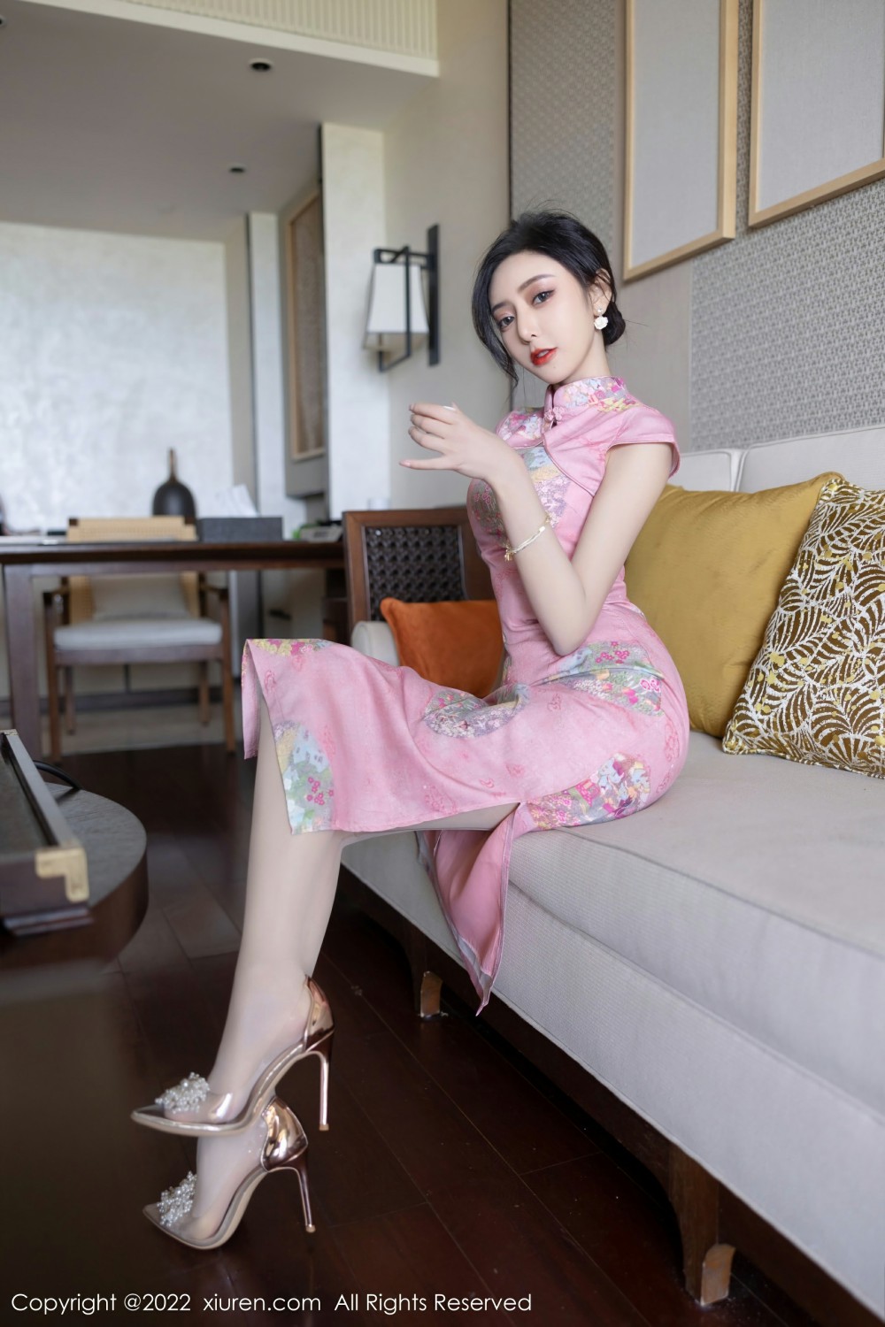 [XiuRen秀人网]20220513No5007王馨瑶yanni-[秀人套图]