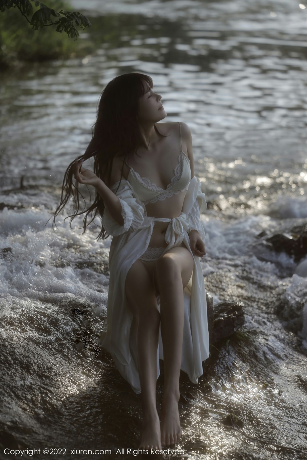 [XiuRen秀人网]20220602No5098许嘉欣-[秀人套图]