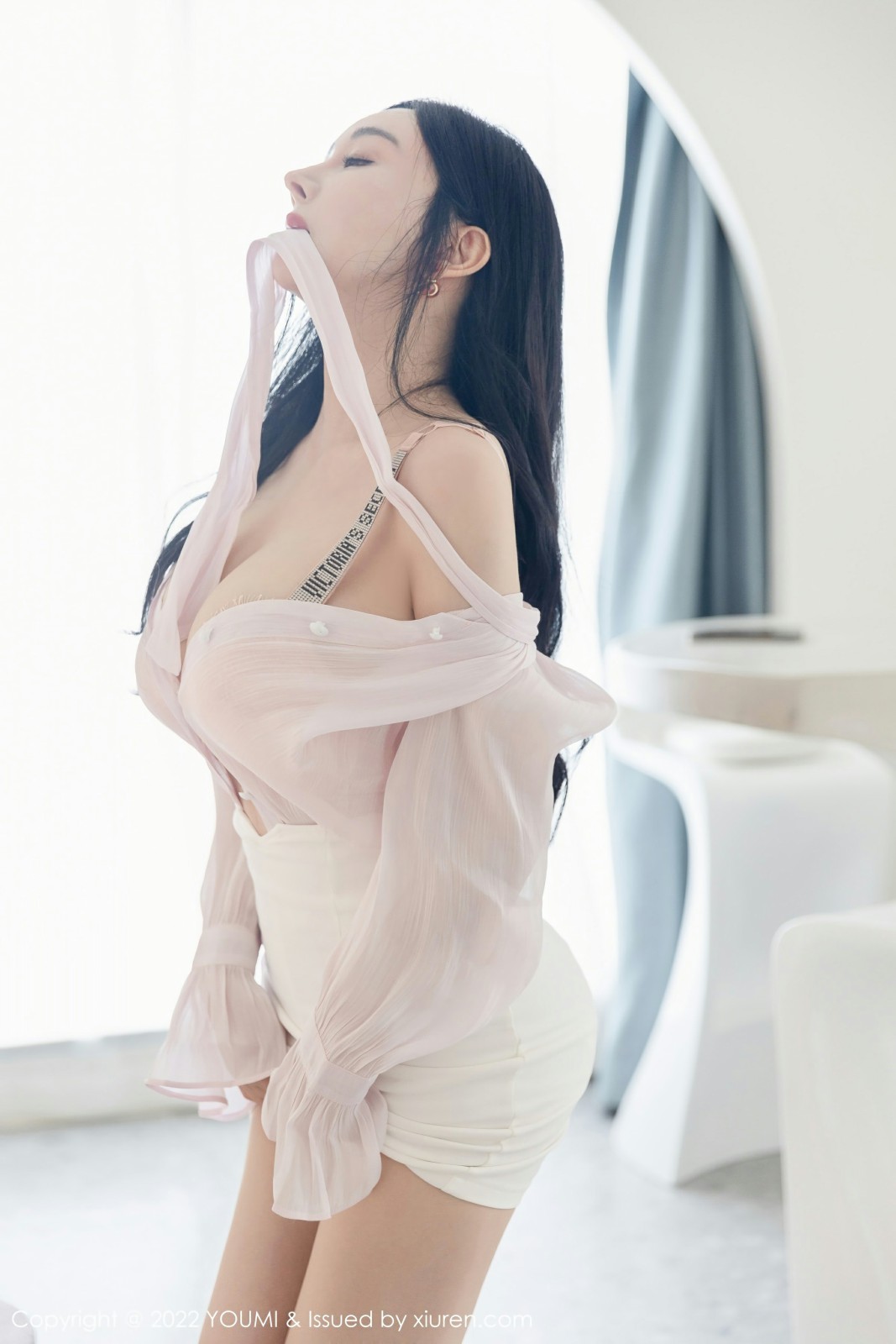 [YOUMI尤蜜荟]20220610VOL801允爾-[秀人套图]