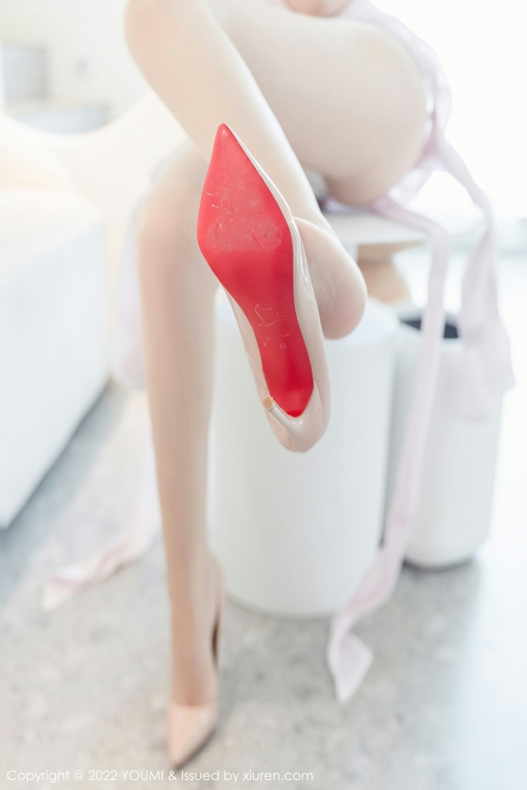 [YOUMI尤蜜荟]20220610VOL801允爾-[秀人套图]