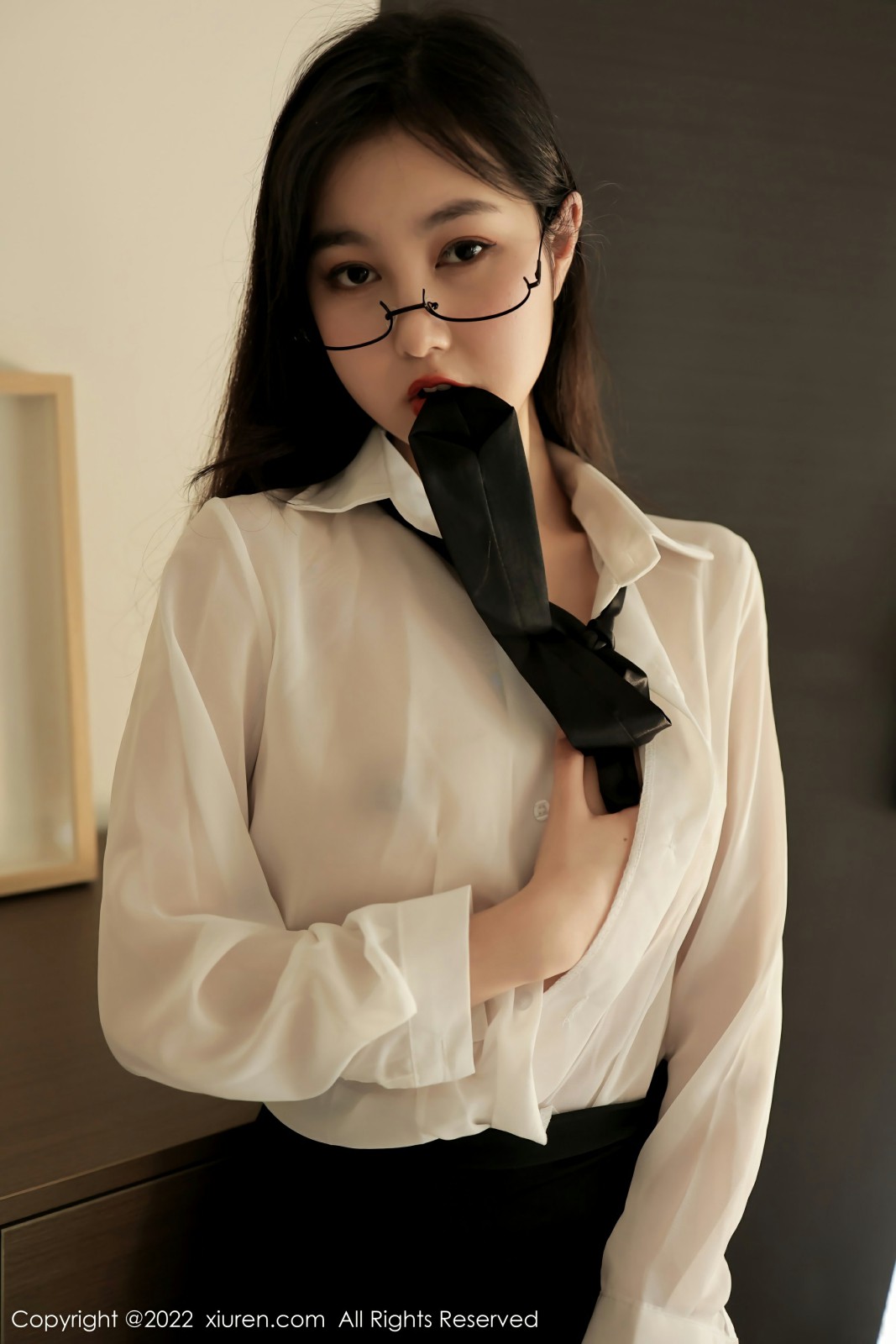 [XiuRen秀人网]20220608No5117谢晚晚-[秀人套图]