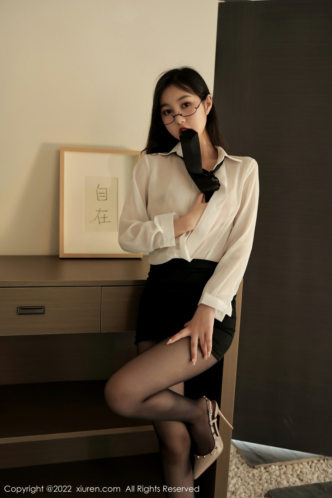 [XiuRen秀人网]20220608No5117谢晚晚-[秀人套图]