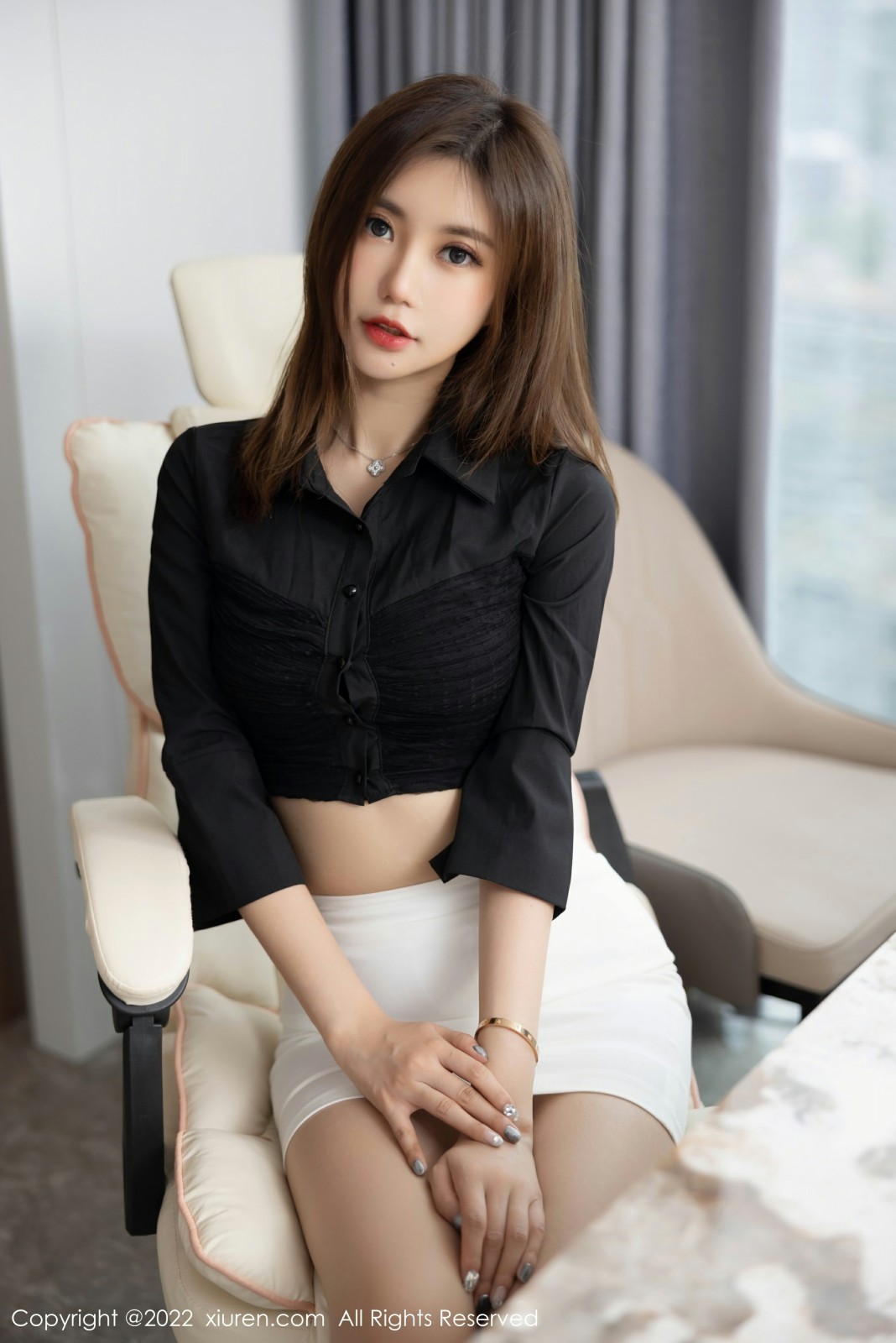 [XiuRen秀人网]20220617No5160绮里嘉ula-[秀人套图]