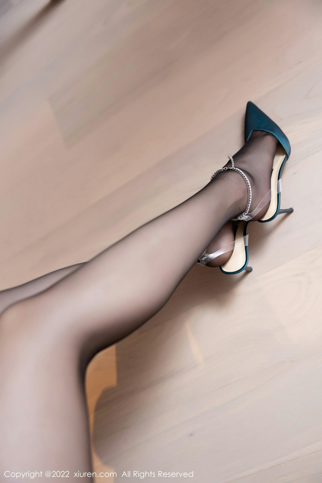 [XiuRen秀人网]20220620No5166芝芝Booty-[秀人套图]