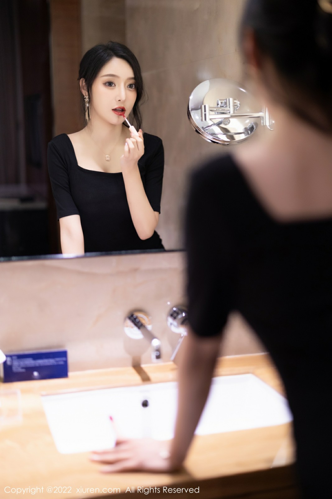 [XiuRen秀人网]20220624No5187王馨瑶yanni-[秀人套图]