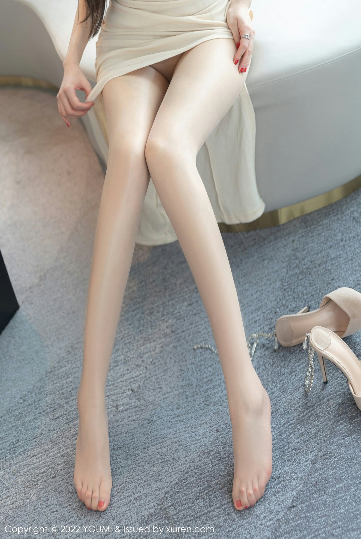 [YOUMI尤蜜荟]20220708VOL813奶瓶土肥圆矮挫丑黑穷-[秀人套图]