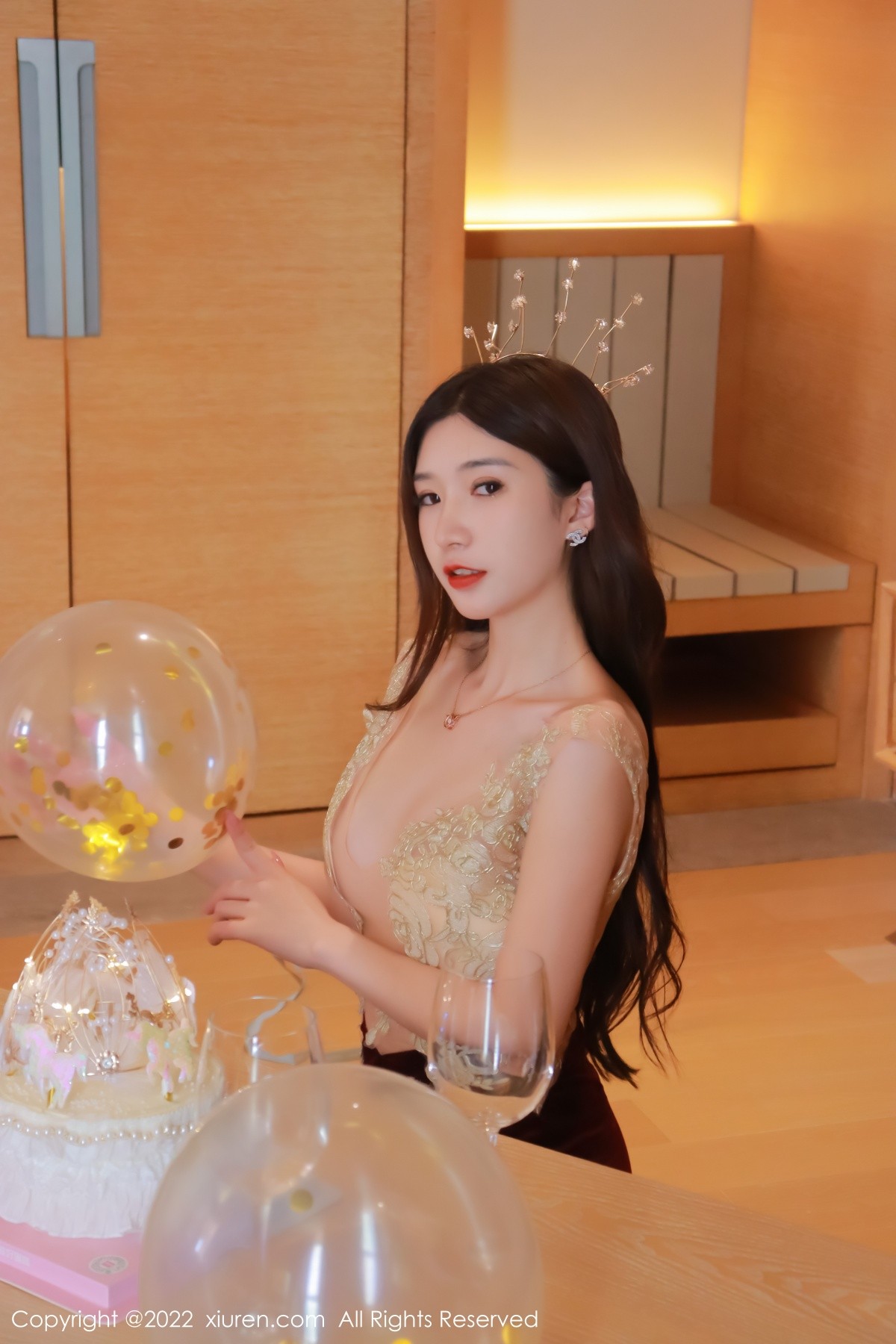 【XiuRen秀人網】20220812Vol5427hebe韓心雨【52P】-[秀人套图]