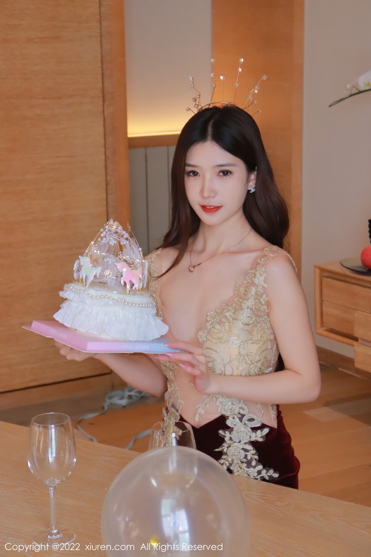 【XiuRen秀人網】20220812Vol5427hebe韓心雨【52P】-[秀人套图]