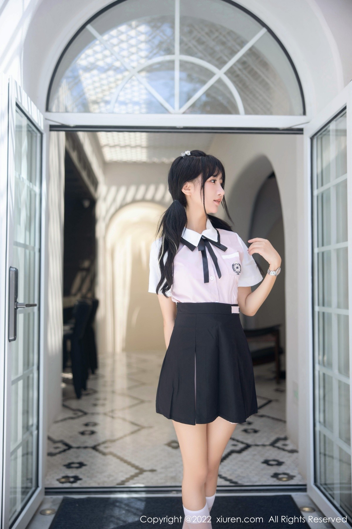 【XiuRen秀人網】20220816Vol5443小果凍兒【99P】-[秀人套图]