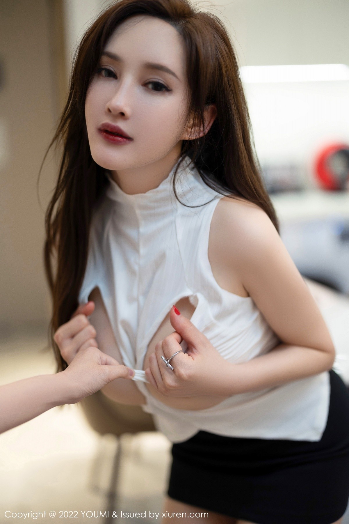 【YOUMI尤蜜荟】20220819Vol832奶瓶土肥圓矮挫丑黑窮【99P】-[秀人套图]