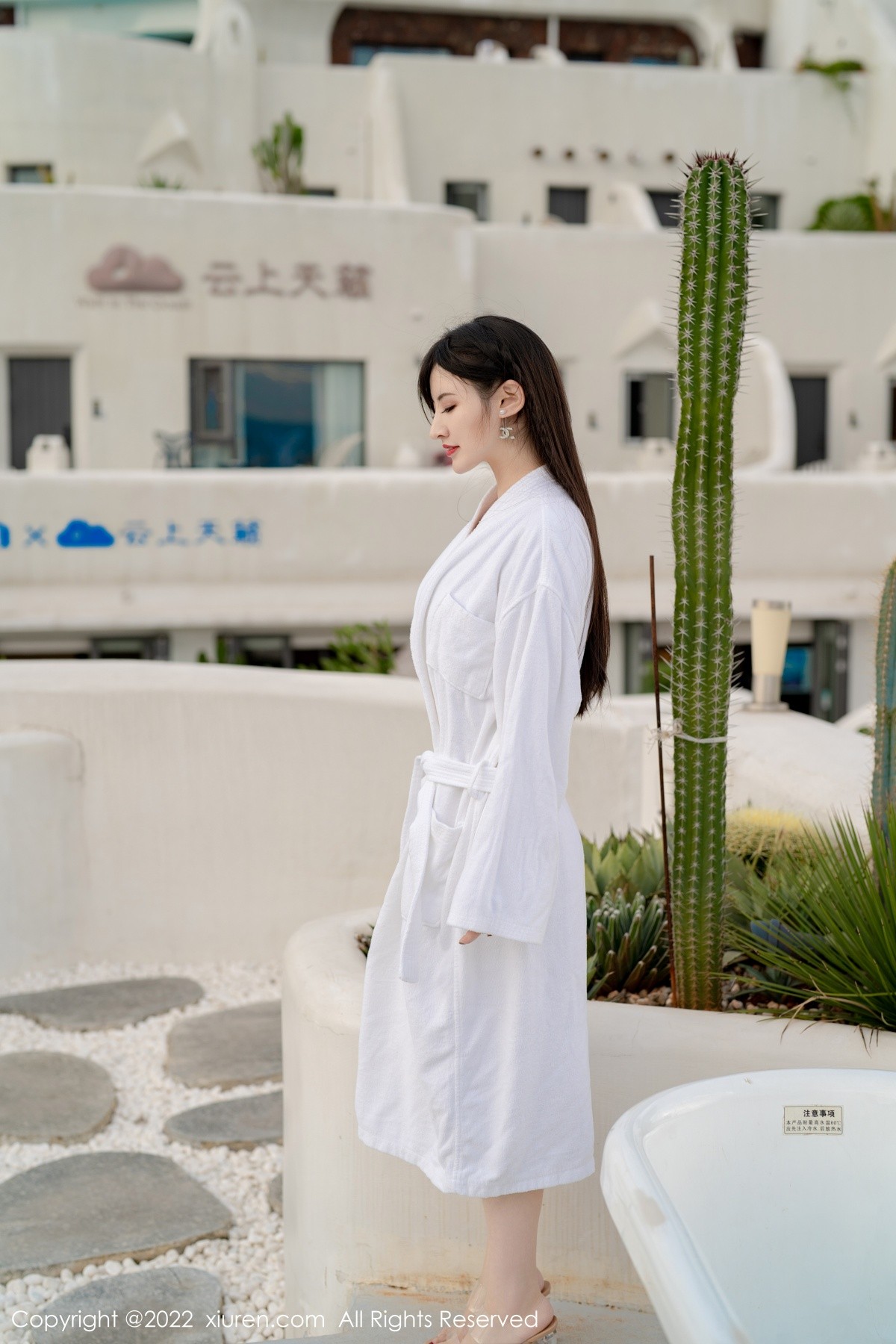 【XiuRen秀人網】20220823Vol5476詩詩kiki【55P】-[秀人套图]