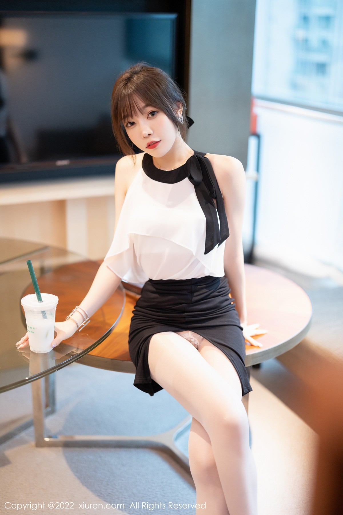 【XiuRen秀人網】20220826Vol5500徐莉芝Booty【80P】-[秀人套图]