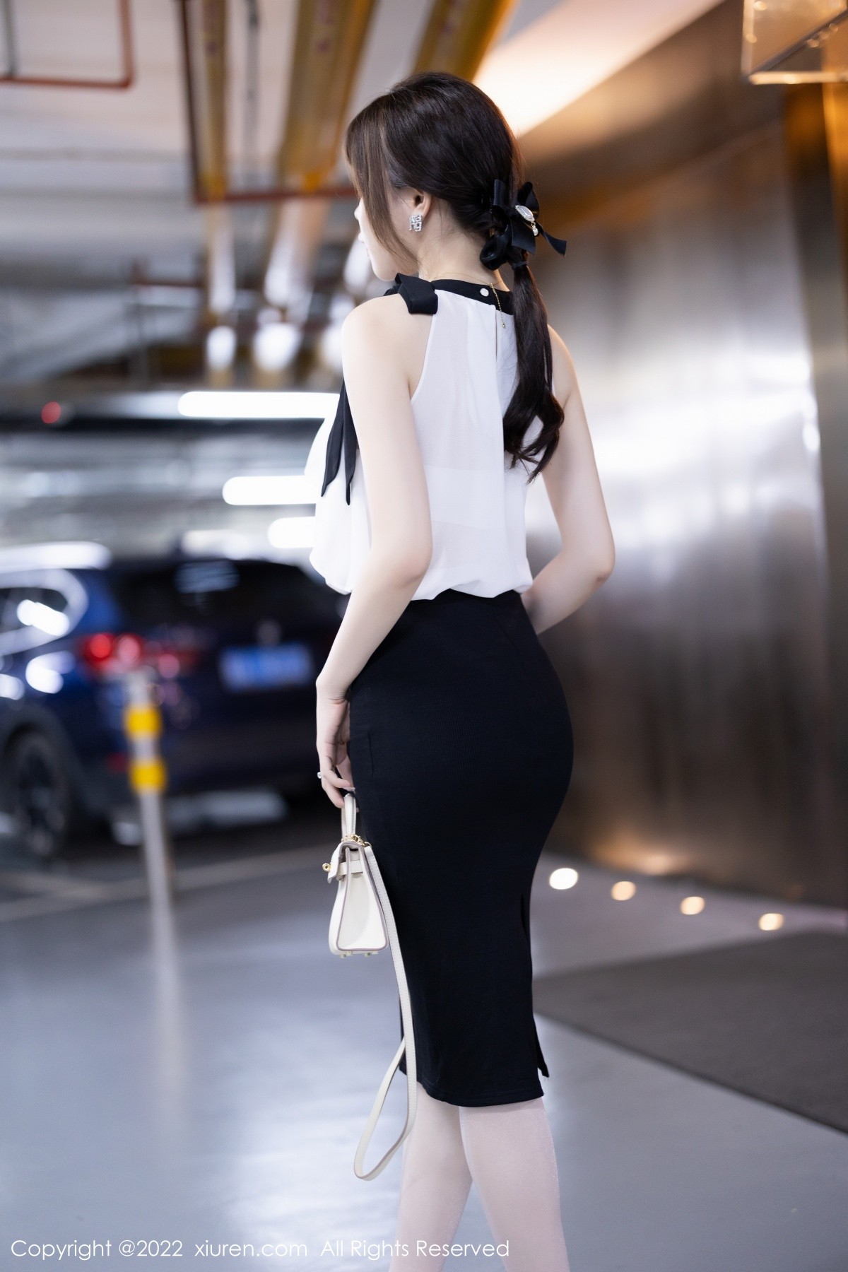 【XiuRen秀人網】20220826Vol5500徐莉芝Booty【80P】-[秀人套图]