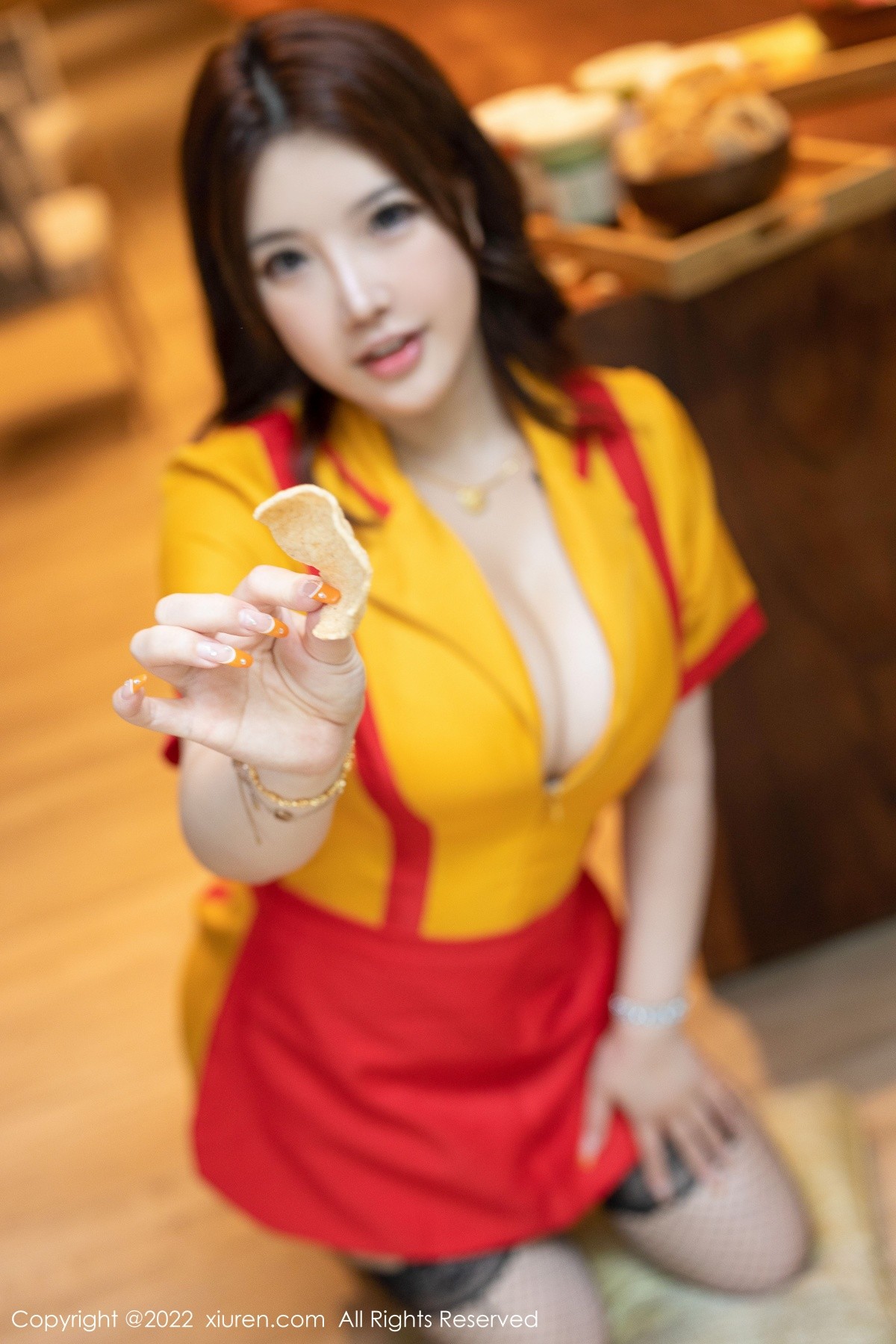 【XiuRen秀人網】20220829Vol5509小海臀Rena【56P】-[秀人套图]