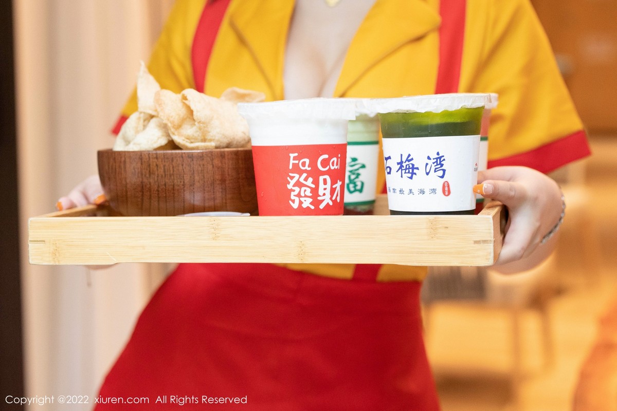 【XiuRen秀人網】20220829Vol5509小海臀Rena【56P】-[秀人套图]