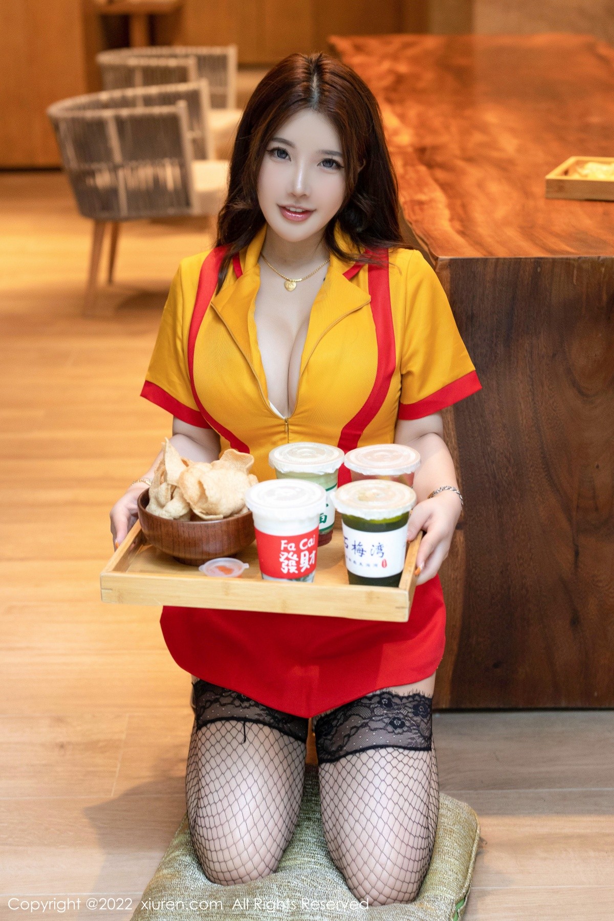 【XiuRen秀人網】20220829Vol5509小海臀Rena【56P】-[秀人套图]