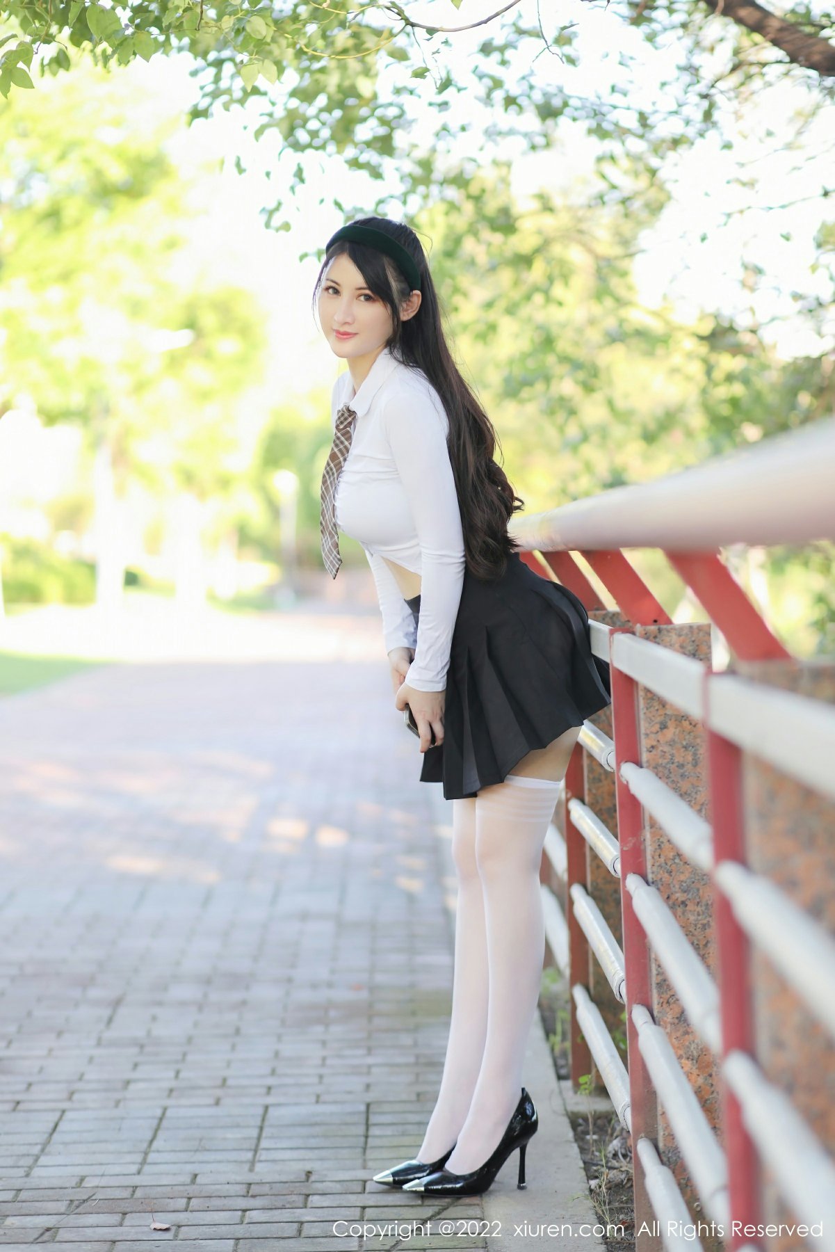 【XiuRen秀人網】20220830Vol5512詩詩kiki【58P】-[秀人套图]